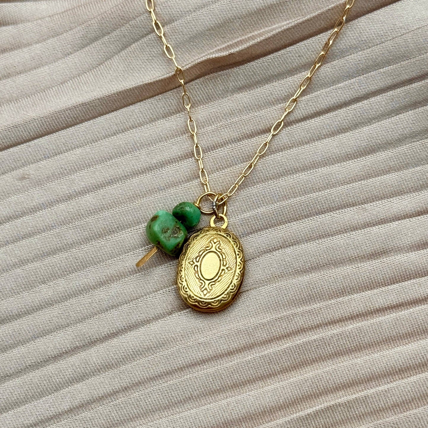 Handmade Capsule Locket Necklace (Turquoise)