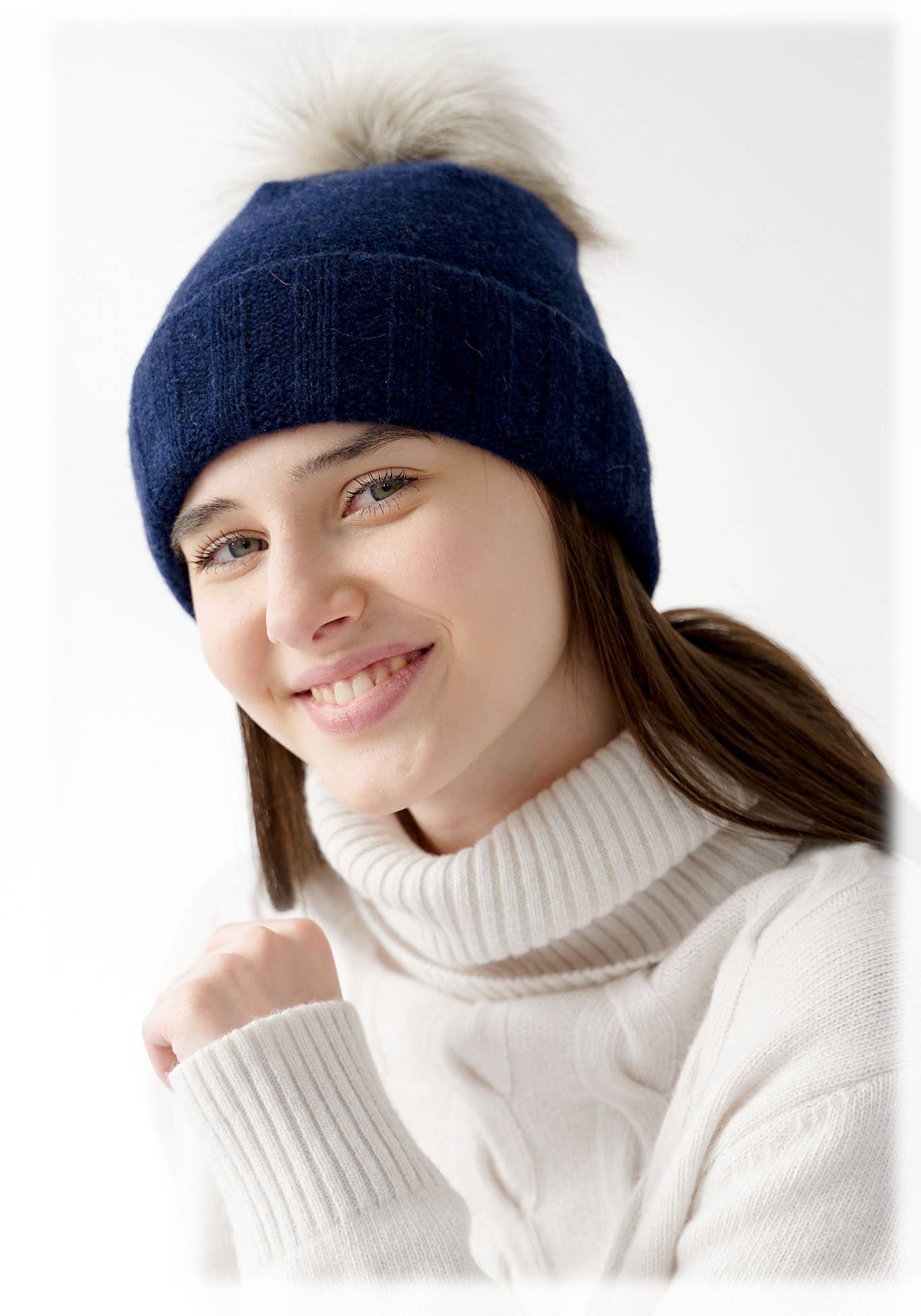 50% Cashmere 50% Merino Wool Hat with Detachable Fur Pompom