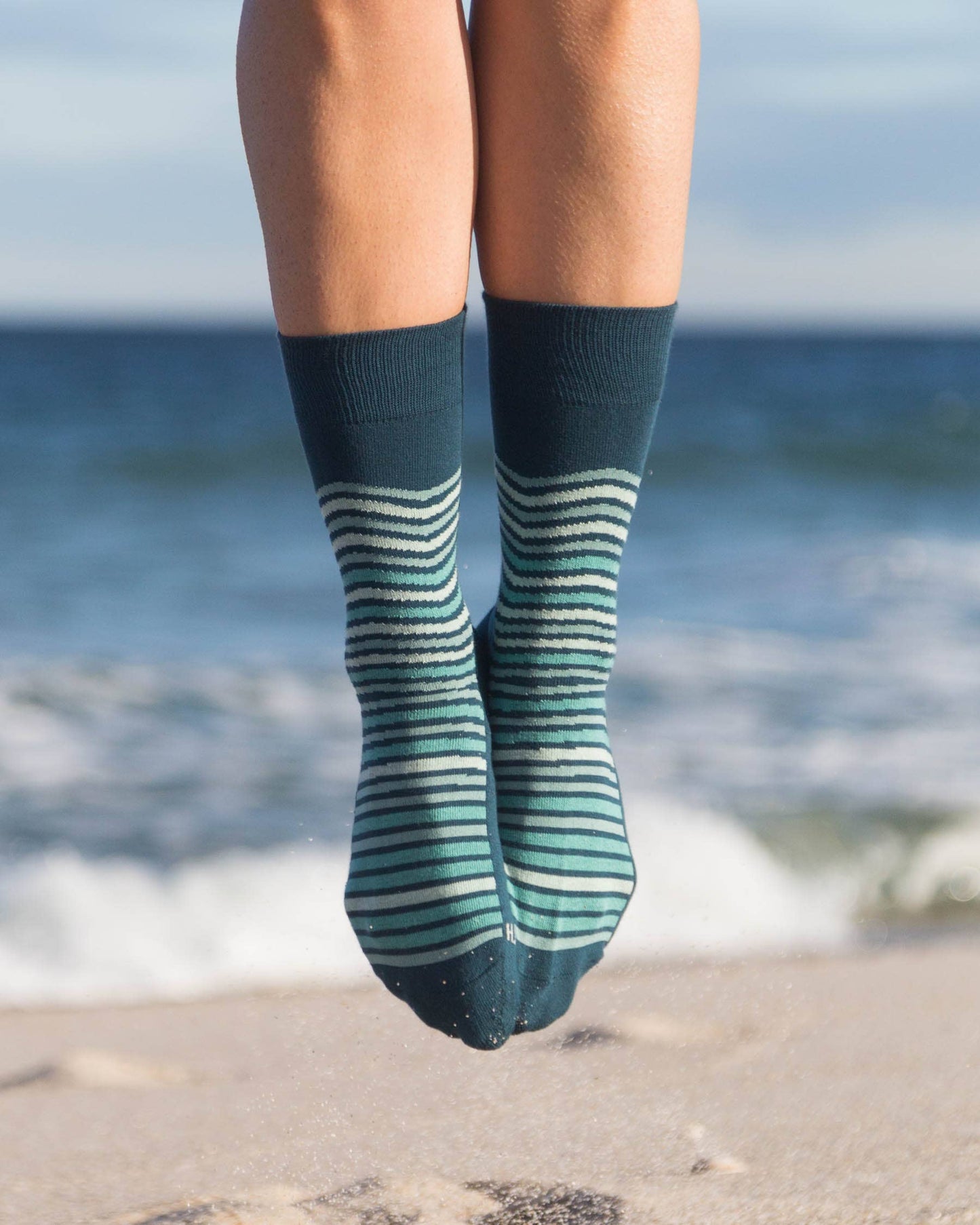Make Waves Men's + Women's Organic Socks | Blue