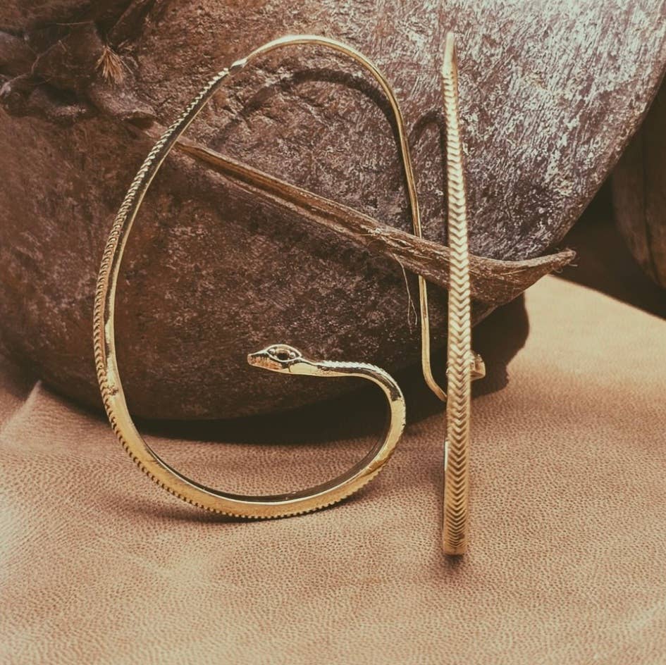 Brass snake serpent hoop earrings large onyx eyes #BX30