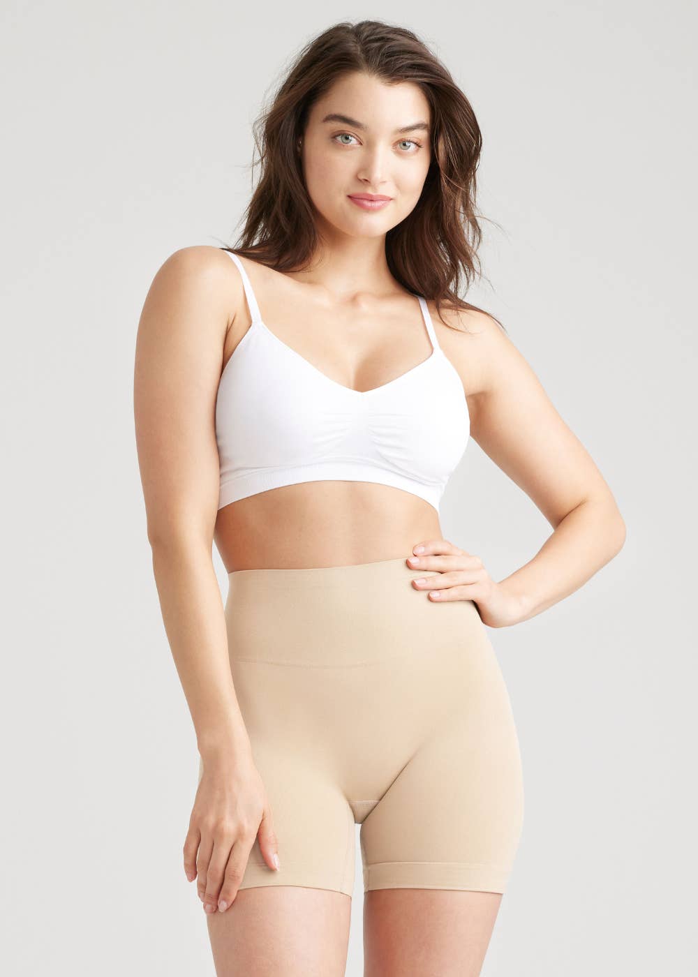 Isla Ultralight Shaping Short - Seamless: Almond