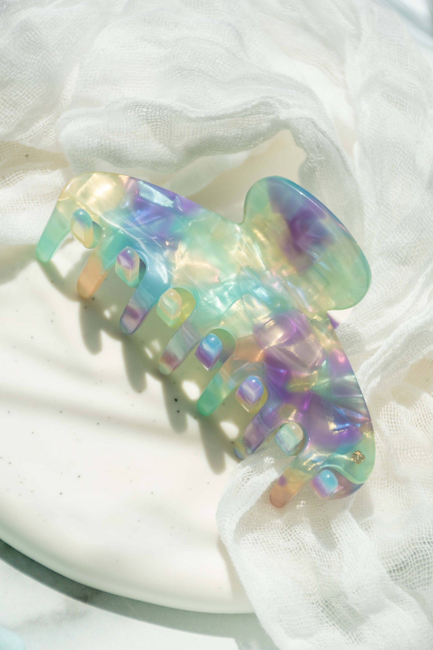 Oval Acetate Hair Claw in Nightshade Nectar