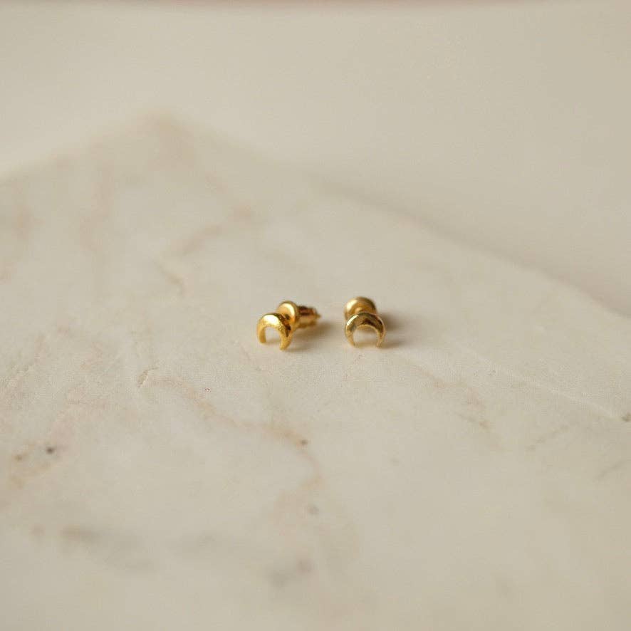 Small crescent stud - #TD3