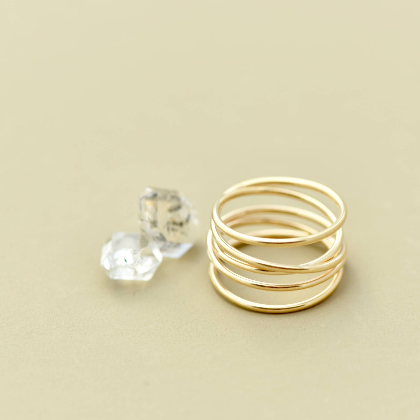 Elegant Continuous Wrap Band Ring