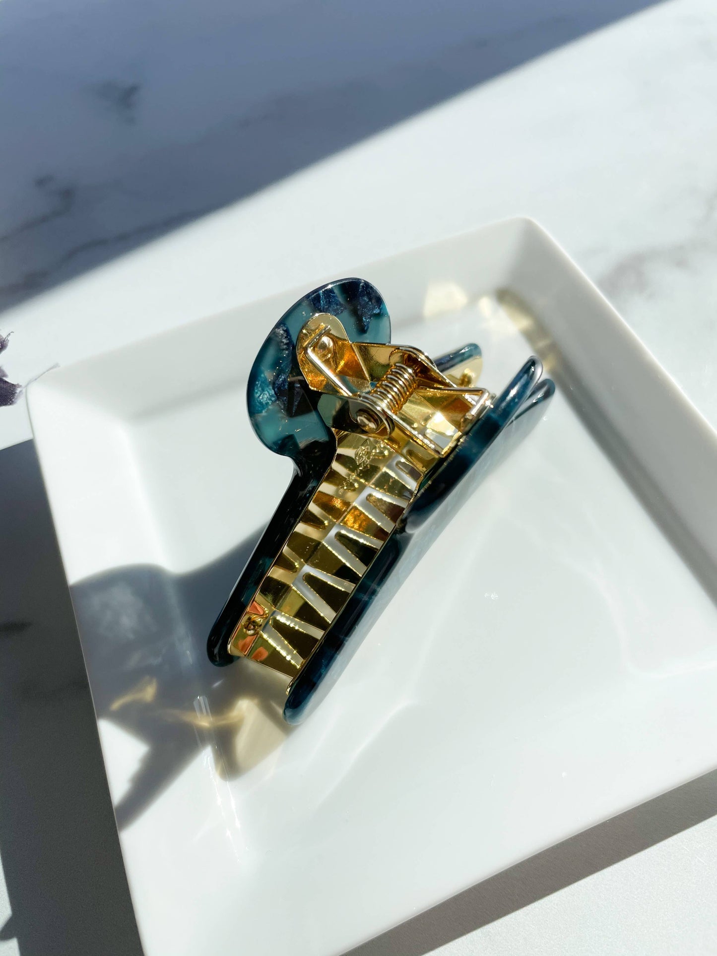 French Claw in Cerulean