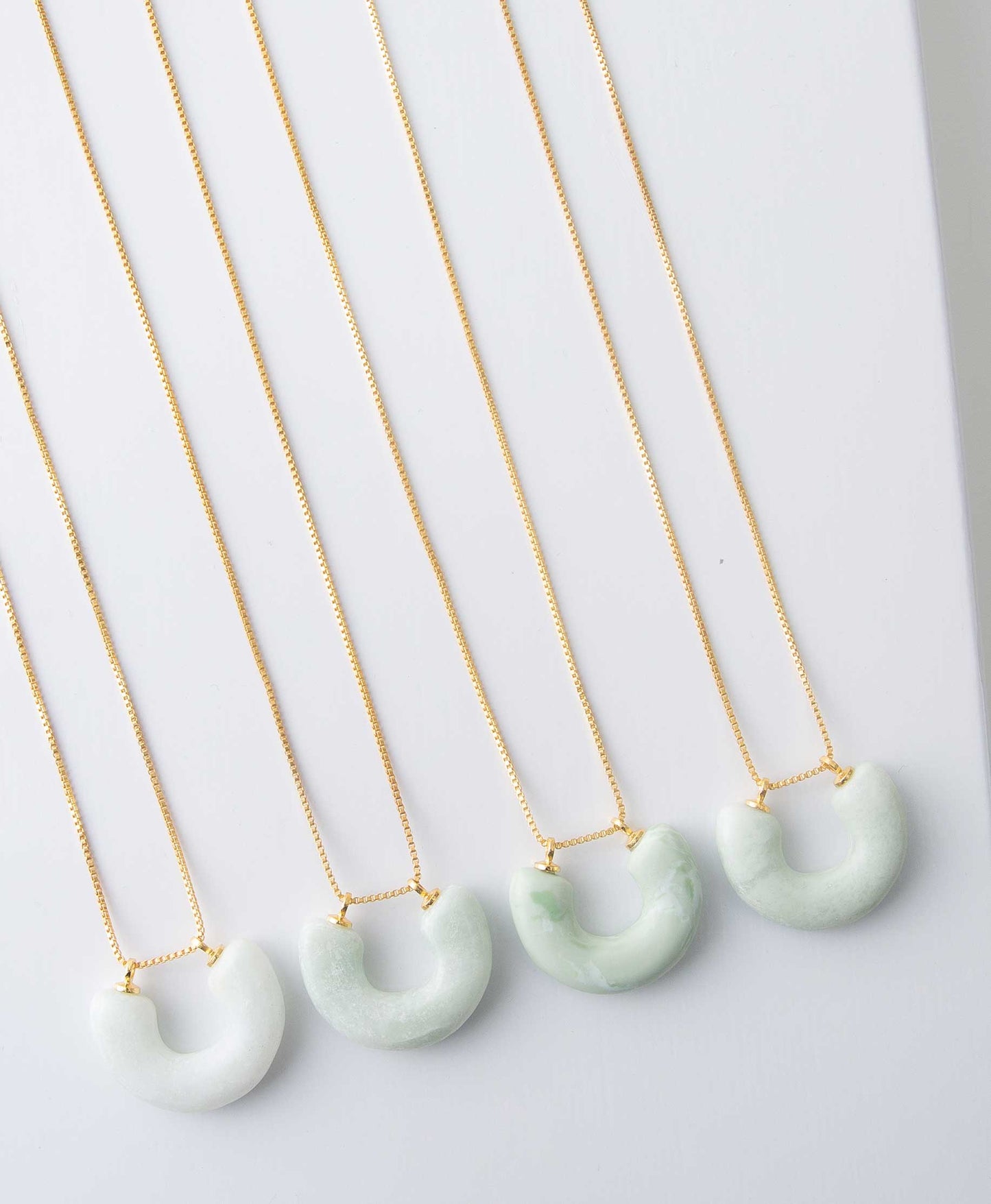 Suspension Necklace