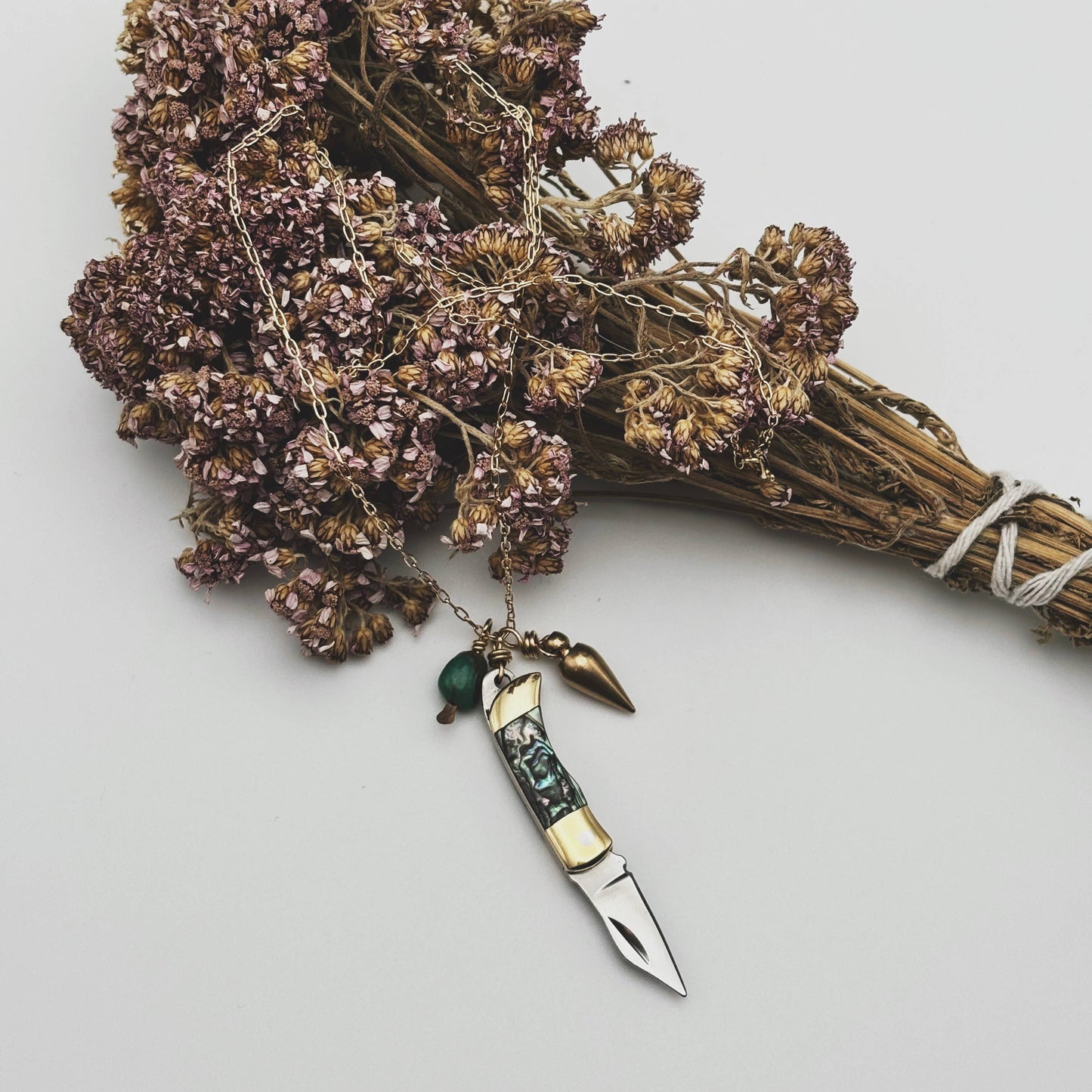 Handmade Billie Jr. Necklace (Abalone)