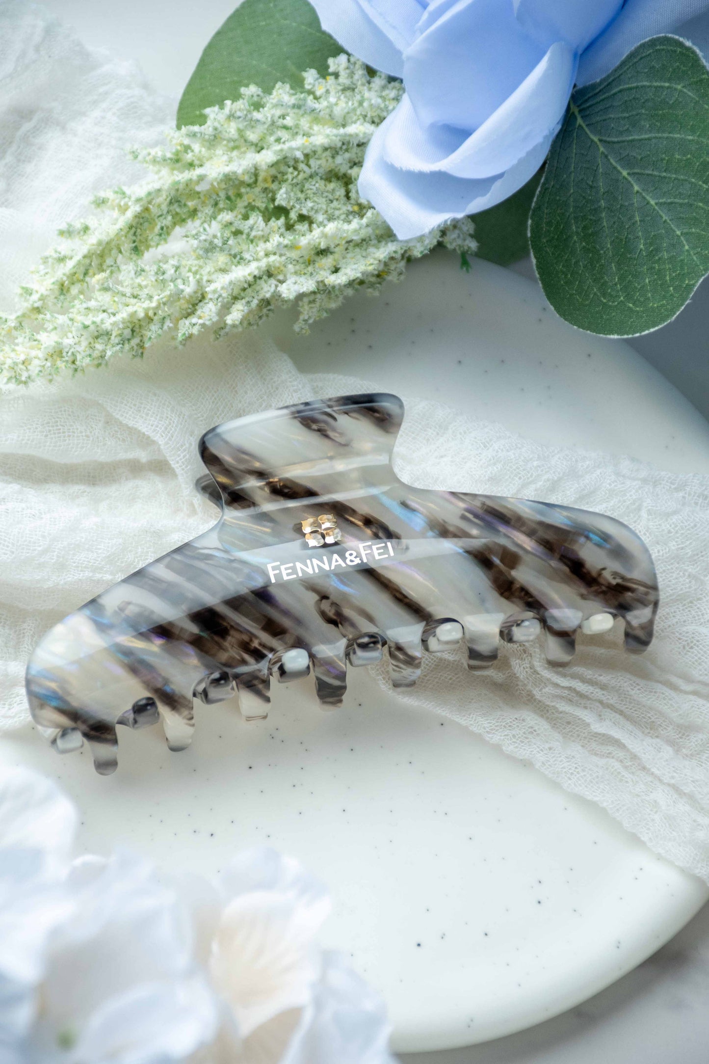 Glamour Grip Wave Claw in Phantom Quartz | Black White Blue Iridescent | Italian Acetate Tortoise Shell Large Hair Clip