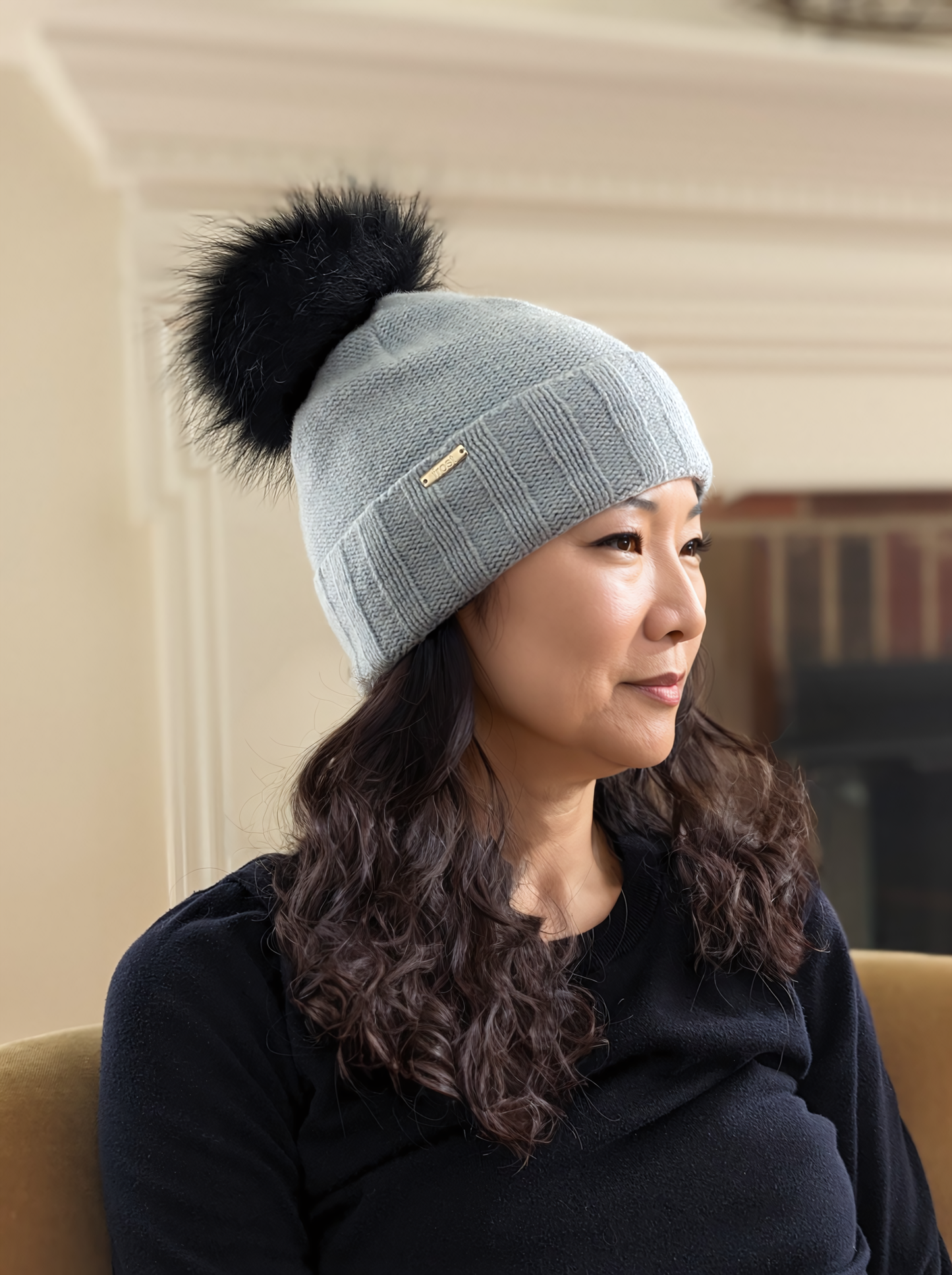50% Cashmere 50% Merino Wool Hat with Detachable Fur Pompom