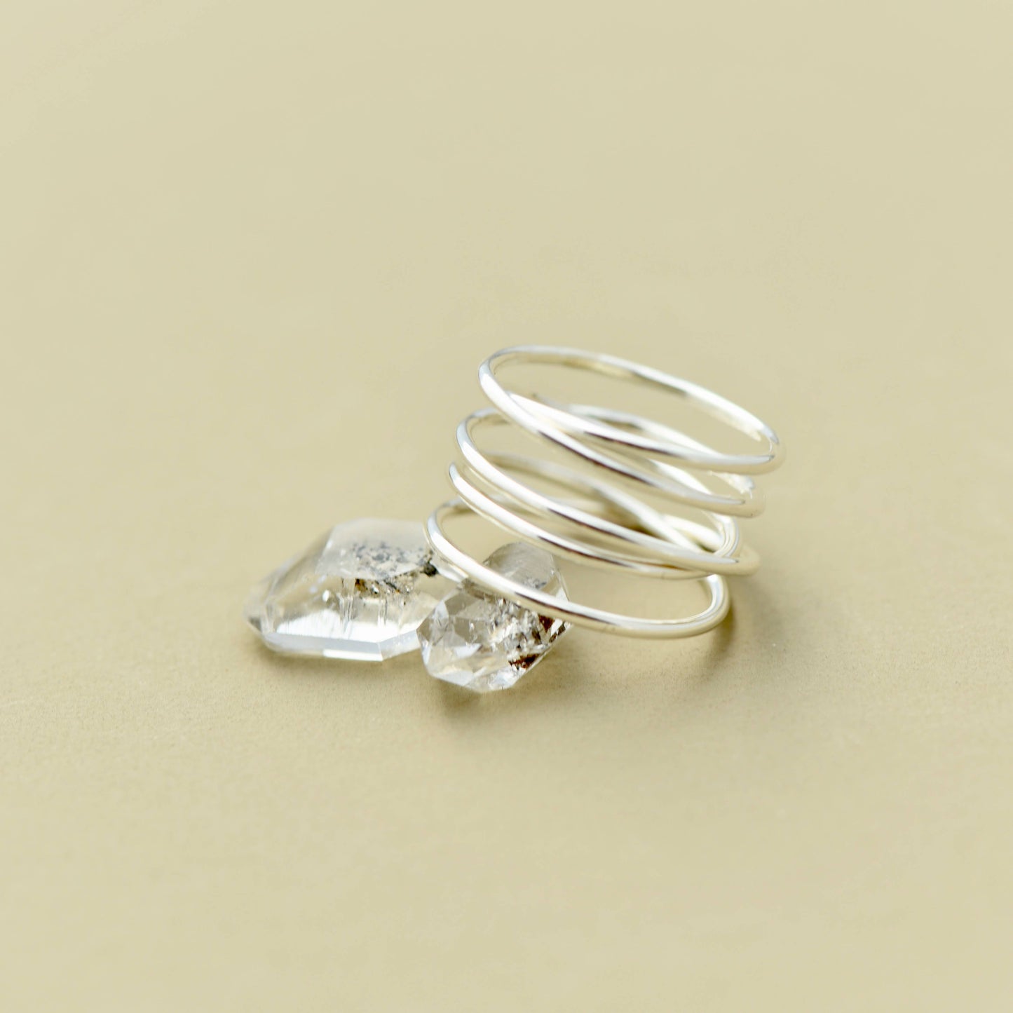 Elegant Continuous Wrap Band Ring