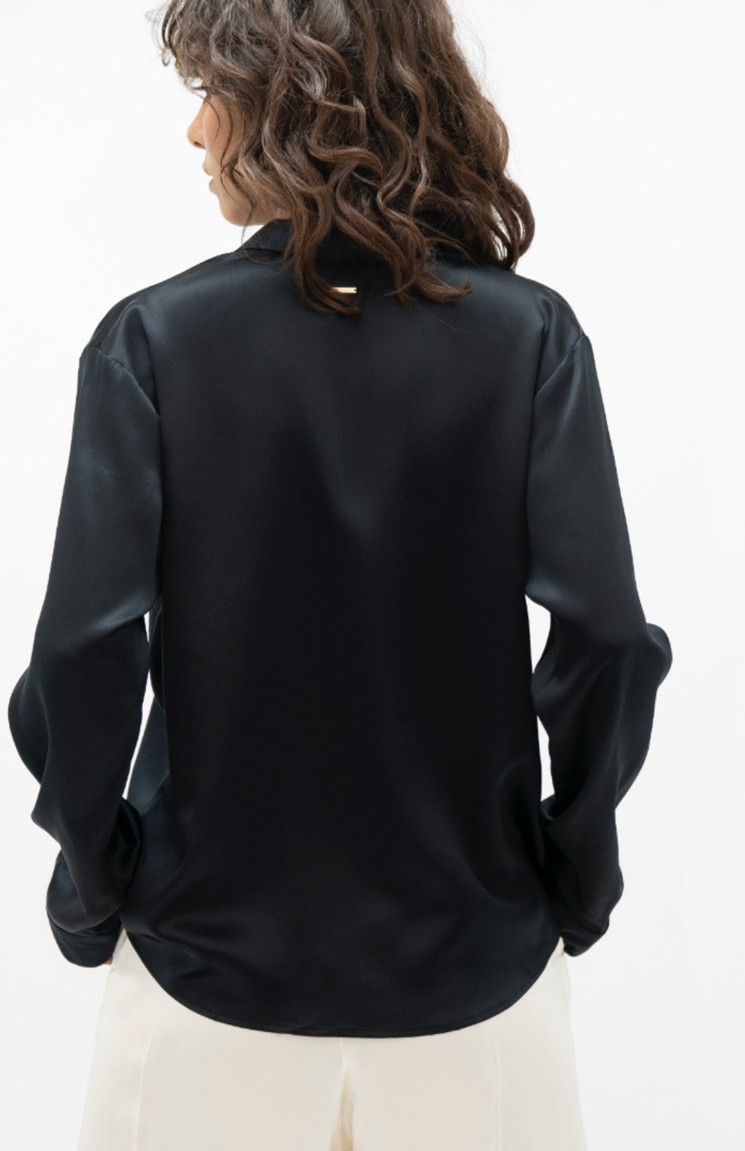 Regenerated Silk Kobe Blouse | Black