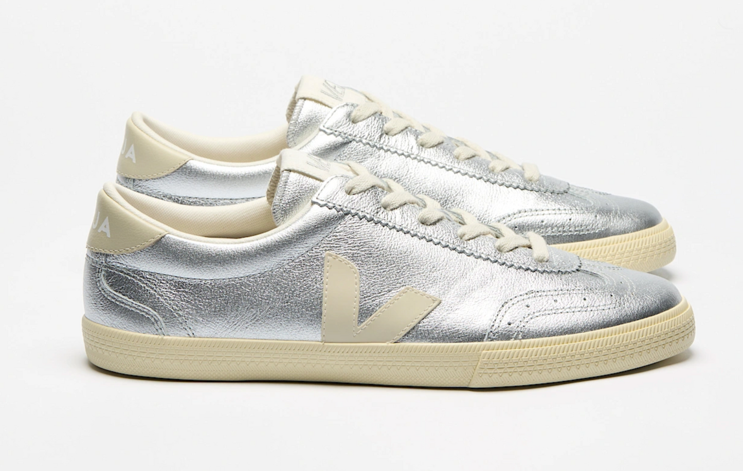 VEJA Volley O.T. Leather Silver Pierre