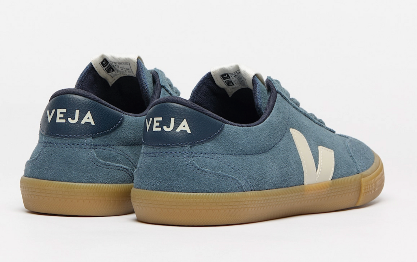 VEJA Volley Suede | California Pierre Natural