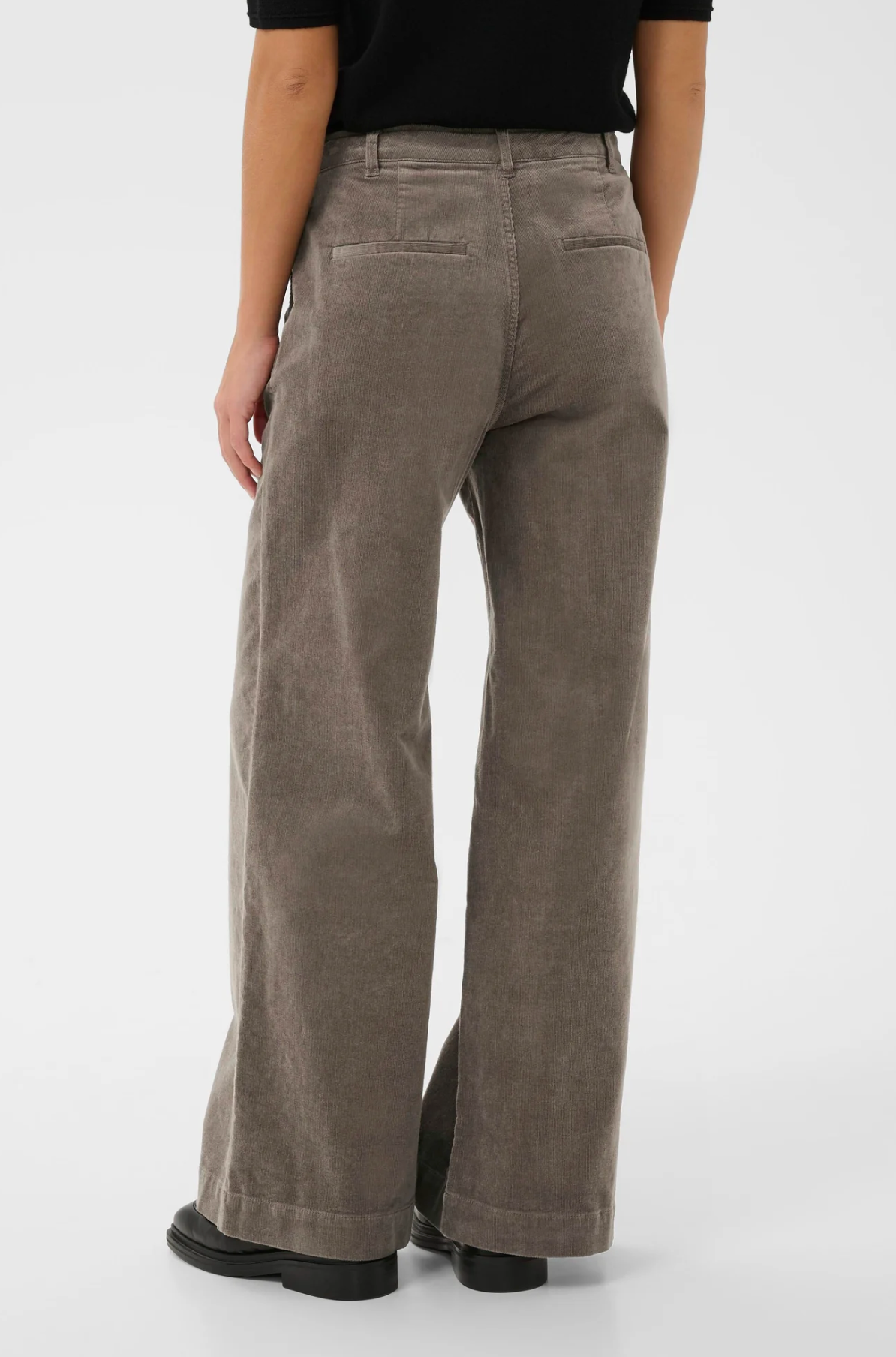 Ninnen Pants | Falcon