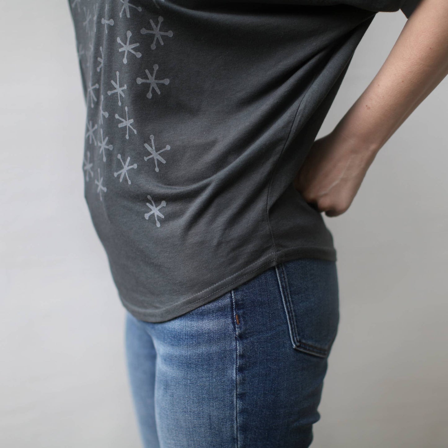 Jacks Game Mid Century Print Dolman Sleeve Top Gray