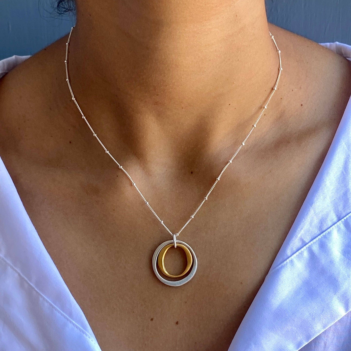 Double circles necklace