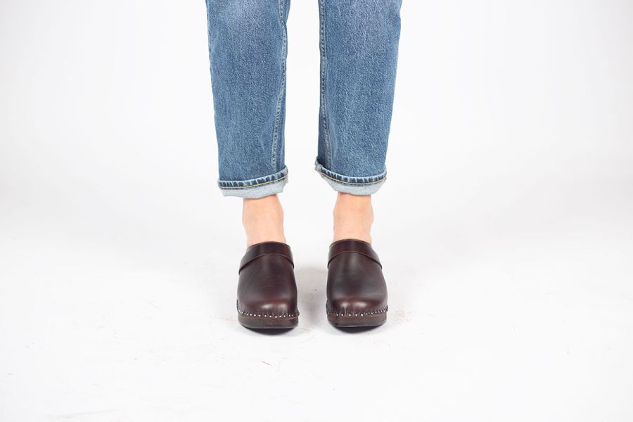 Da Vinci | Brown Clogs 317