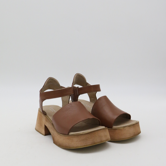 Leather Platform Sandals | Brown