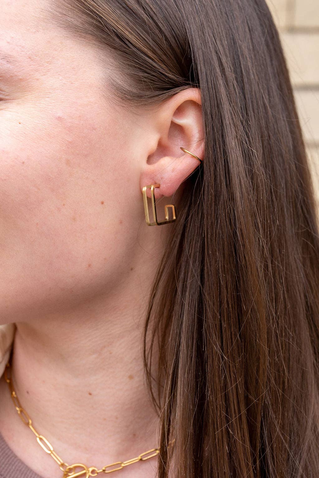 Luxe Kamora Hoops - Gold