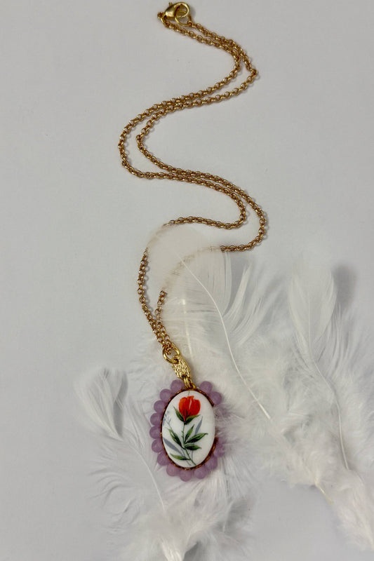 Tulip Necklace