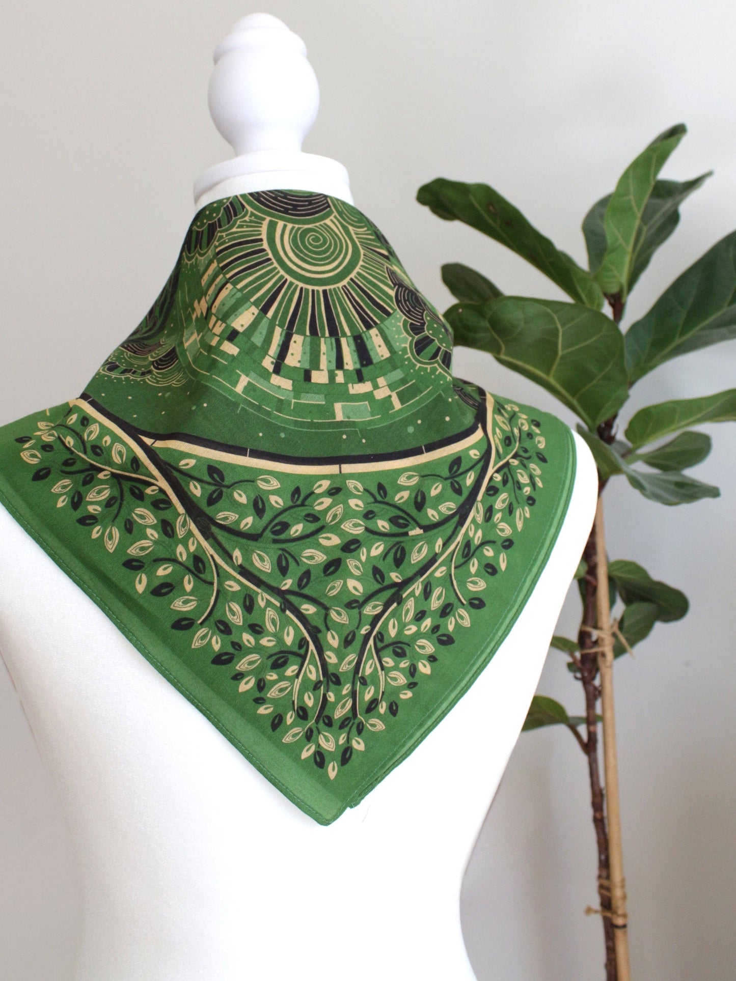 Giraffe, "Surya" in the Grassland Bandana Scarf (Olive Green)