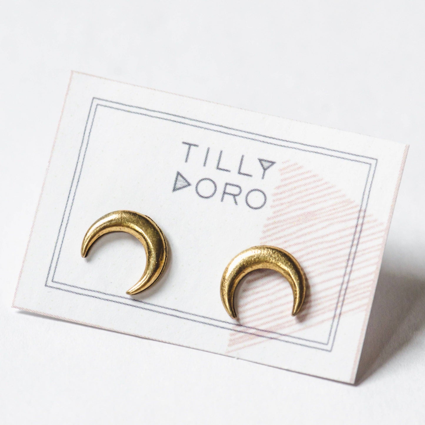 Large Crescent stud earring - #TD8