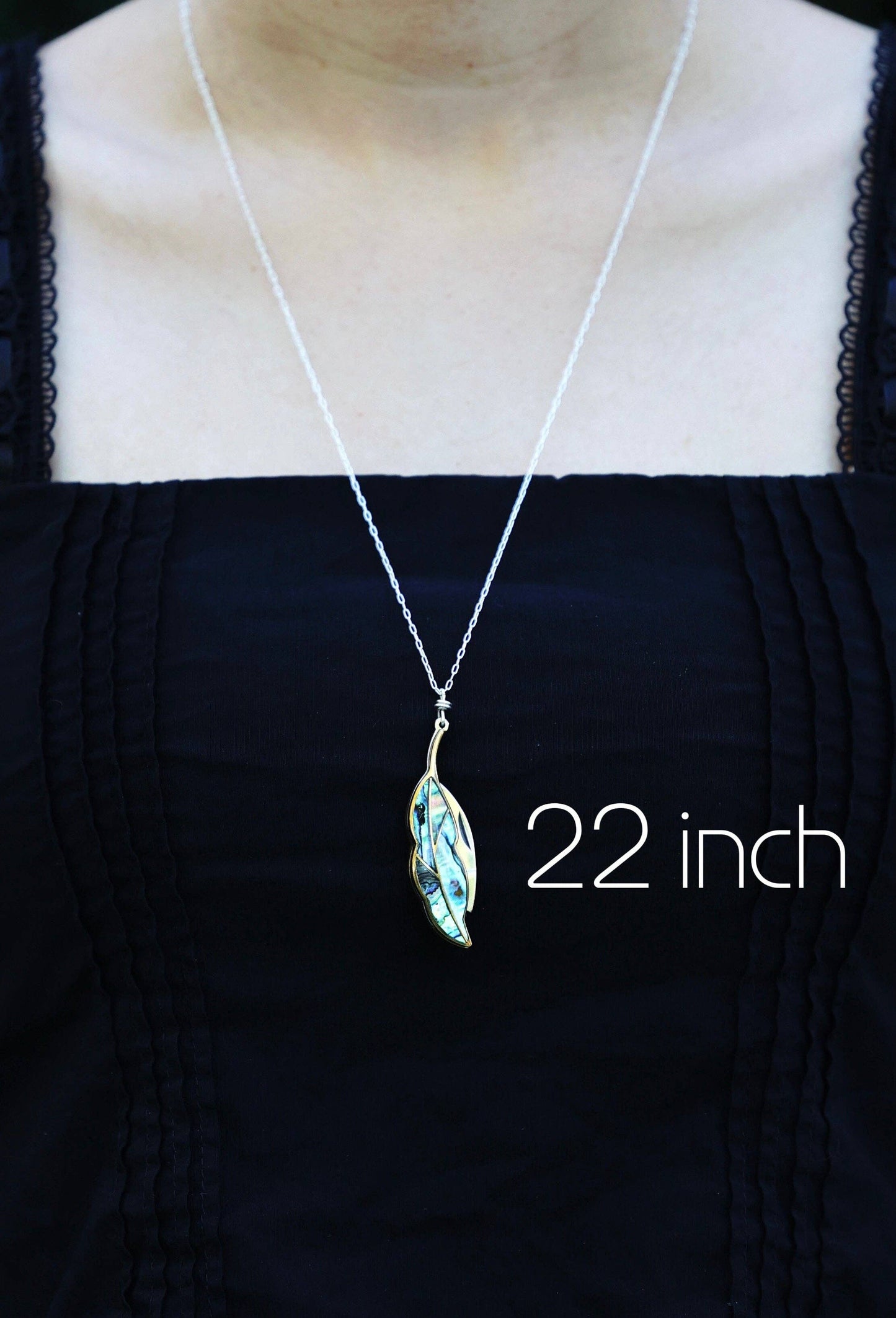 Plume Necklace