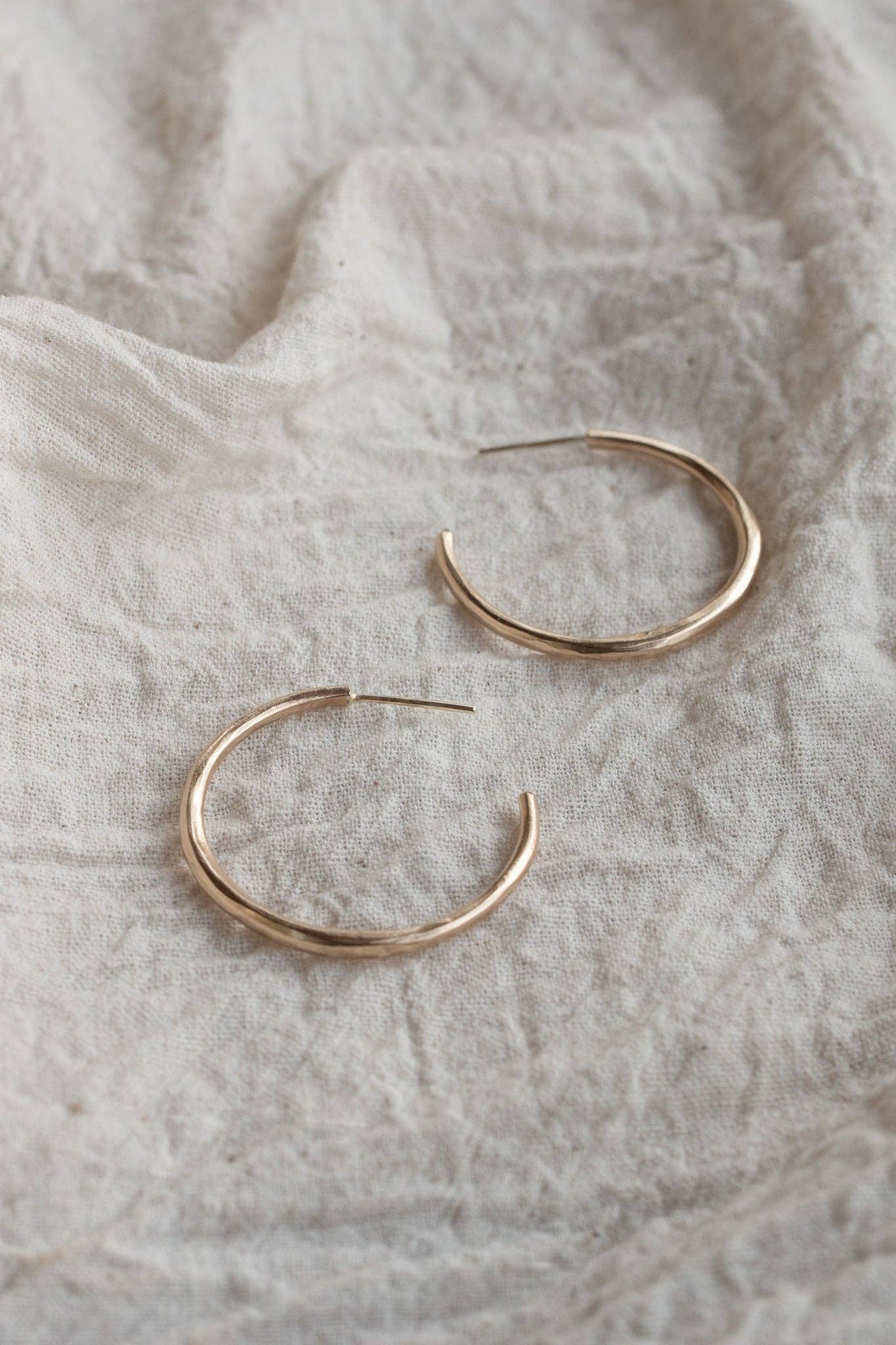 Nayo Hoops (Sm / Lg)