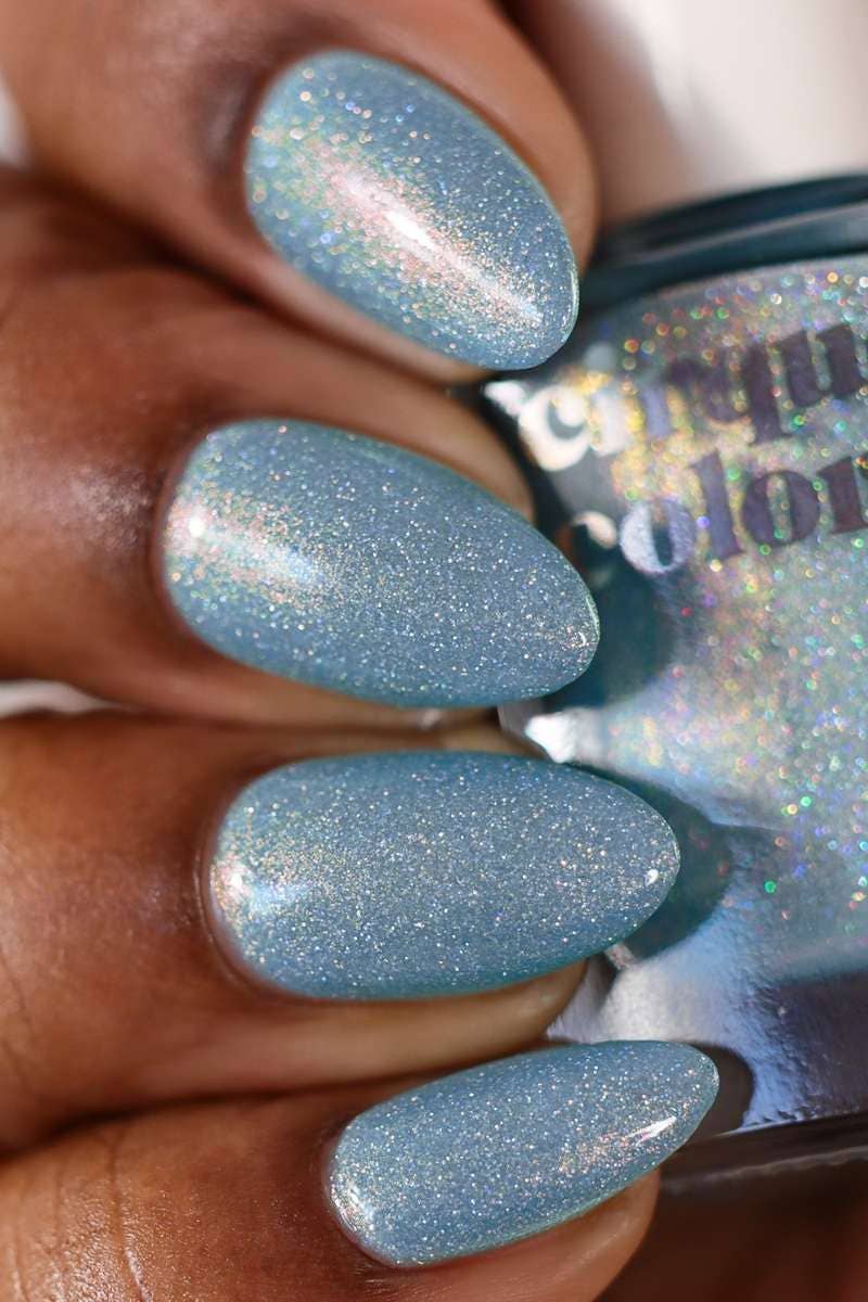 Stunt Queen | Turquoise Shimmer holographic Nail Polish
