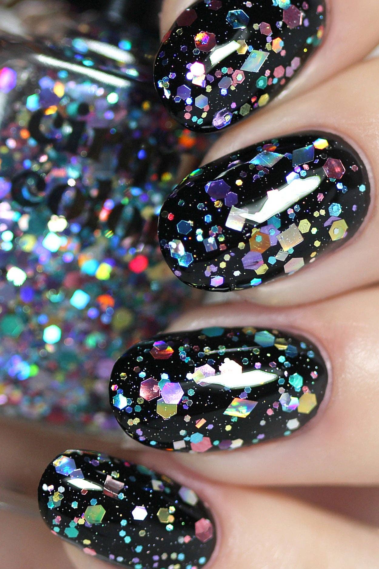 XX | Multicolored Holographic Glitter Nail Polish Topper