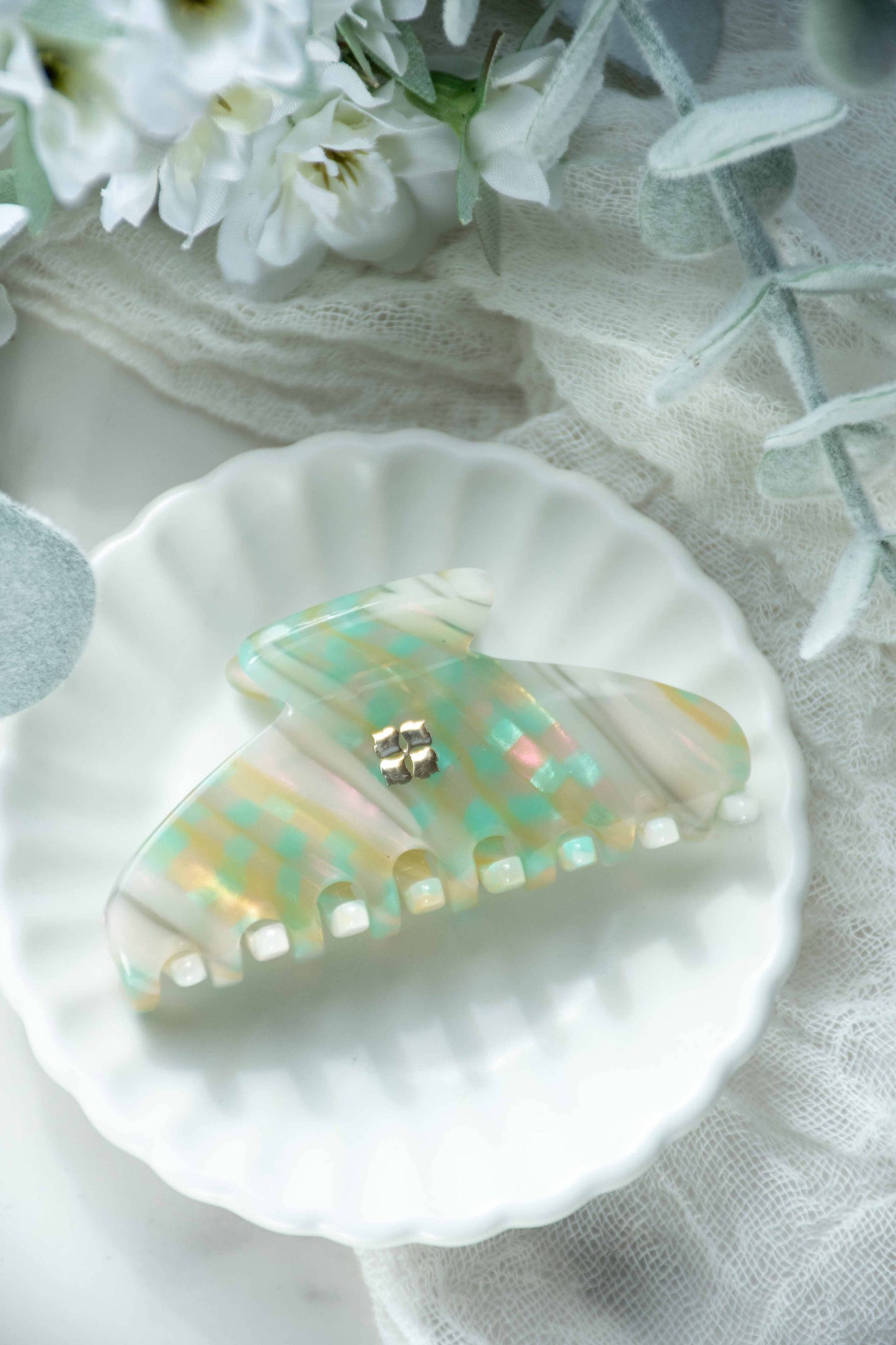 Glamour Grip Mini Claw in Desert Opal | White Green Iridescent | Italian Acetate Tortoise Shell Small Hair Clip