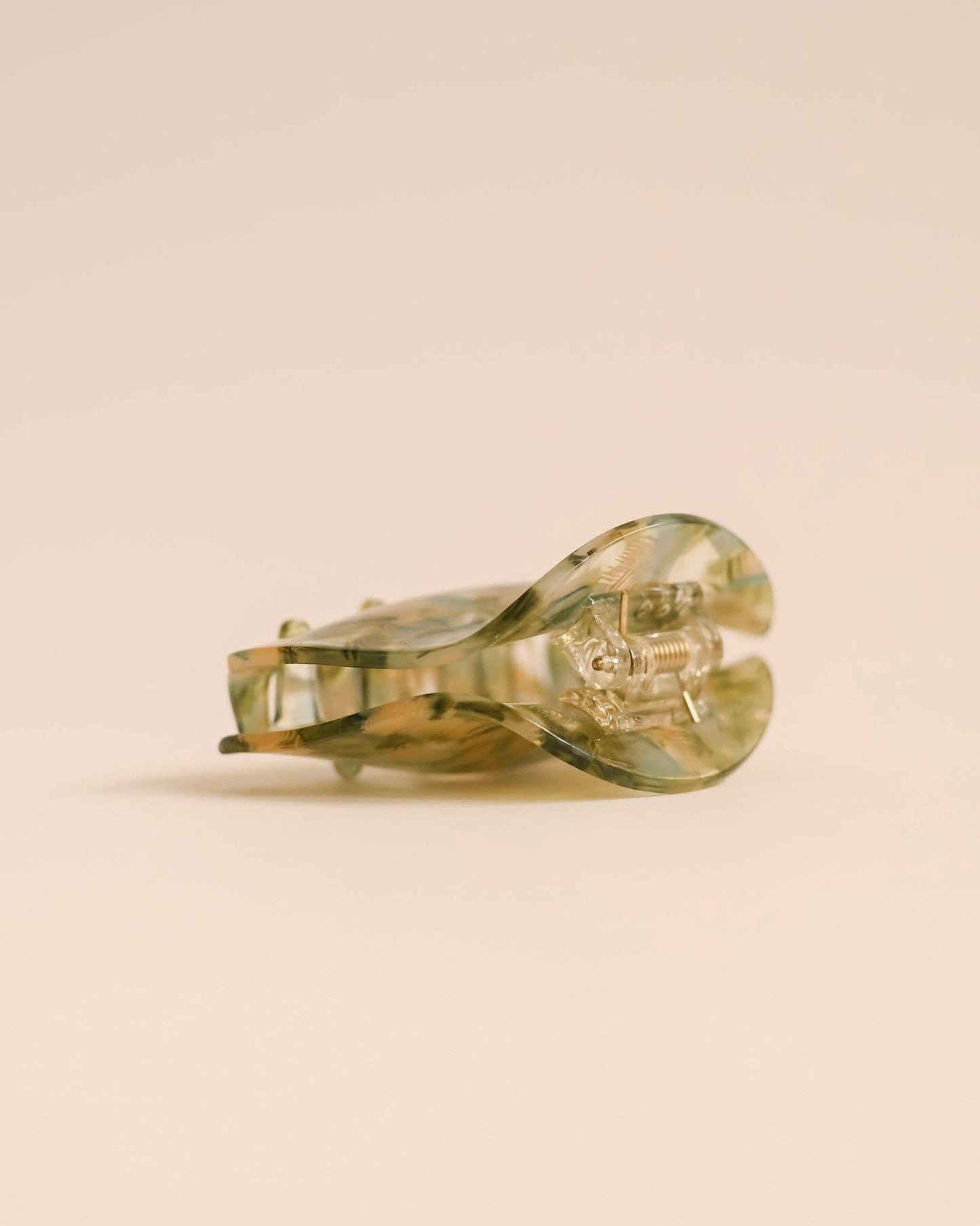 Aura 2.0 // Eco-Conscious