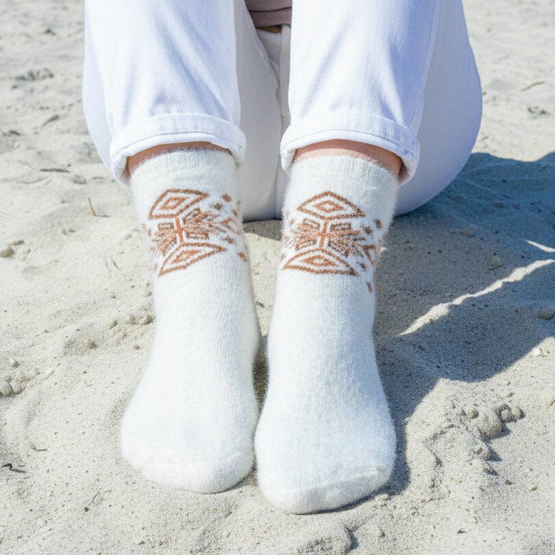 Angora / Bamboo Socks – Sim Scarlet