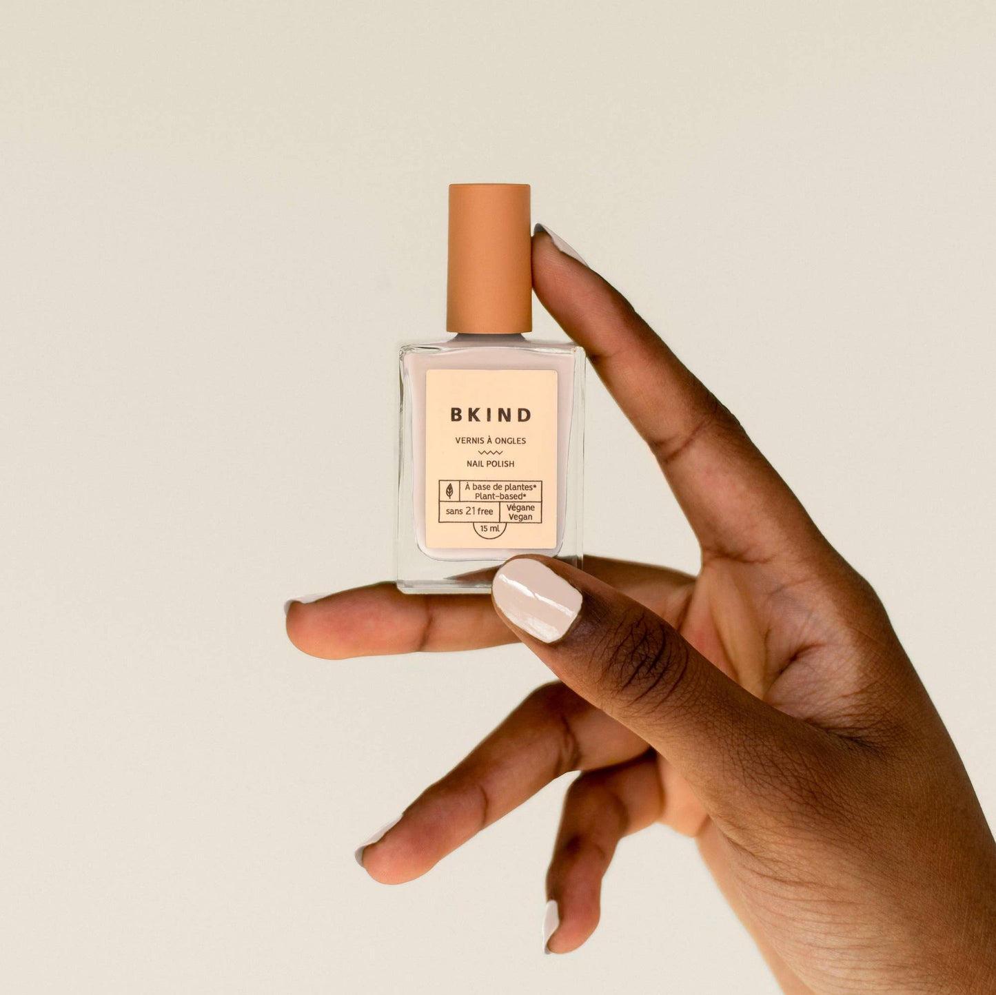 Vegan & 21-free Nail Polish - Oat Milk