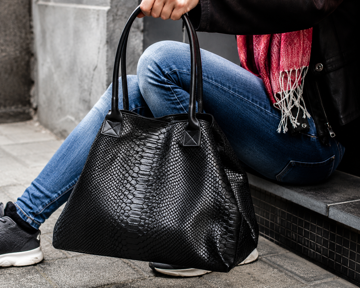 LOLA – Italian Python-Embossed Leather Bag – Black