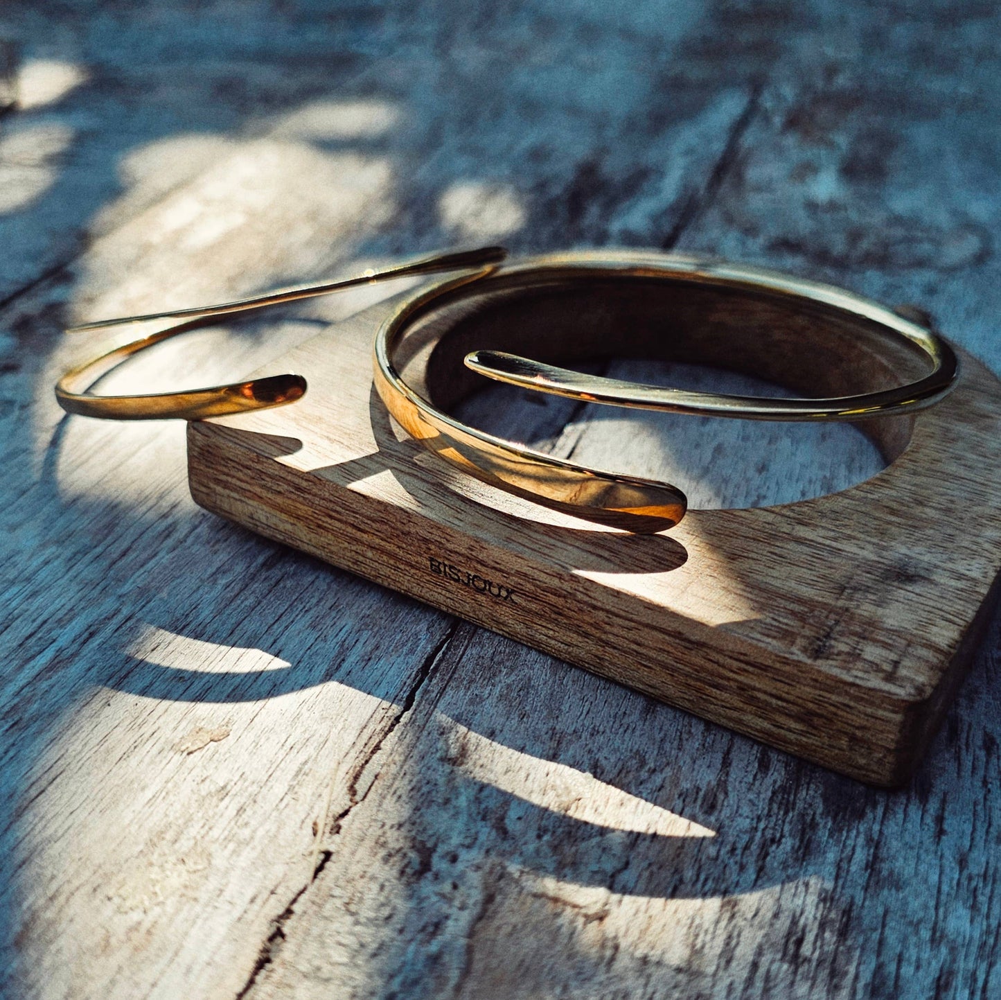 Brass Simple Wire Bangle Bracelet Flat Ends 2 styles