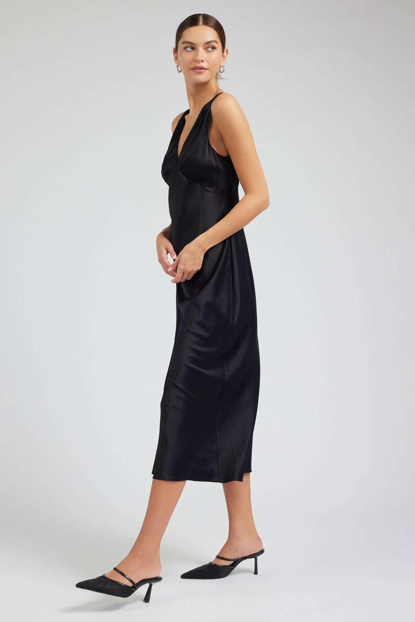 100% Silk Sweetheart Midi Dress | Black
