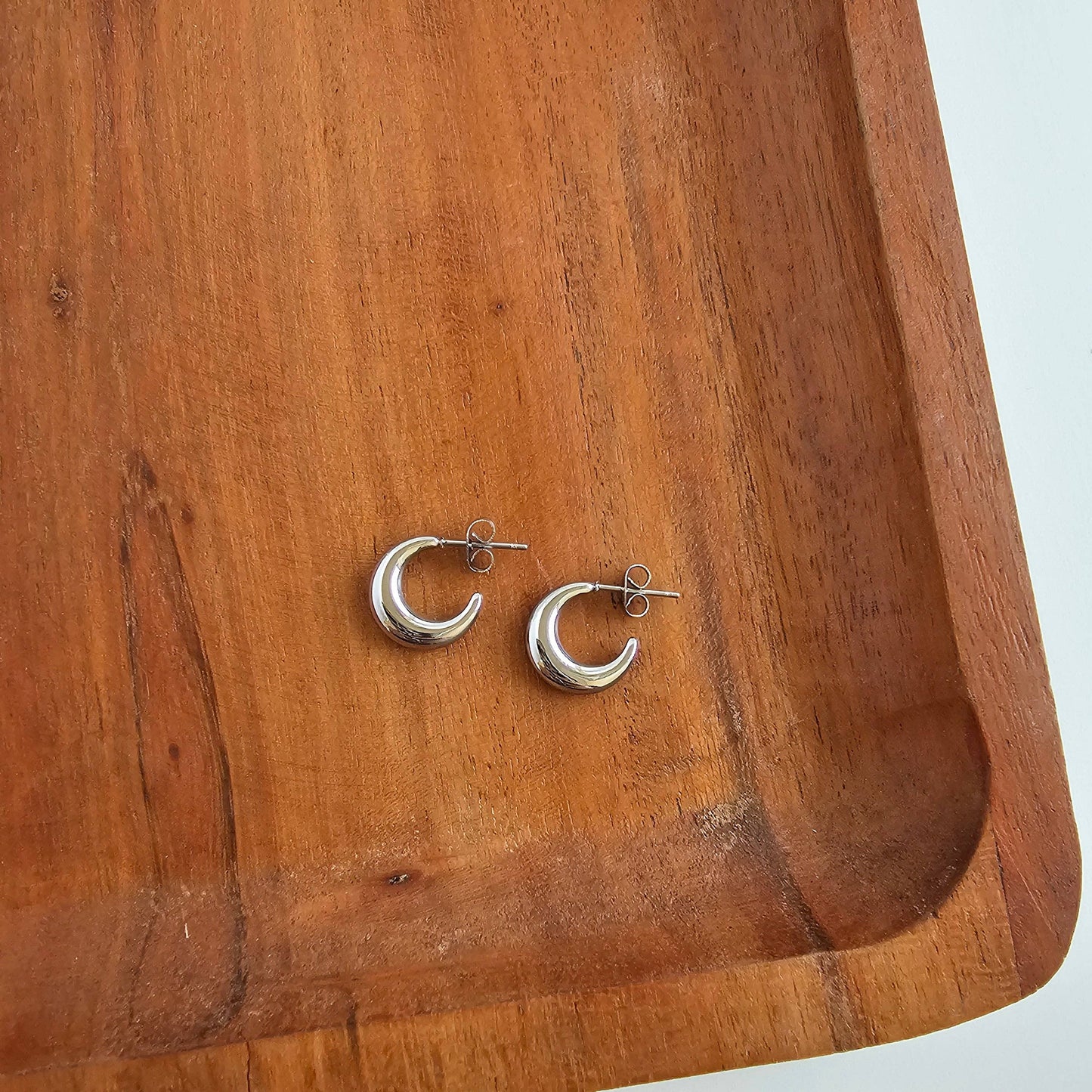 Luxe Selena Hoops - Mini - Silver // Everyday basics Jewelry