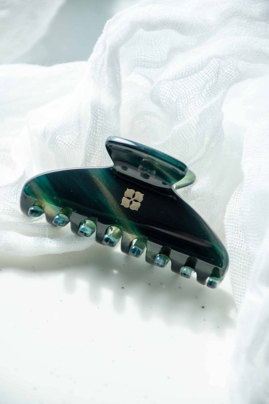 Glamour Grip Mini Claw in Roscoelite | Emerald Gold Shimmer |  Italian Acetate Tortoise Shell Small Hair Clip
