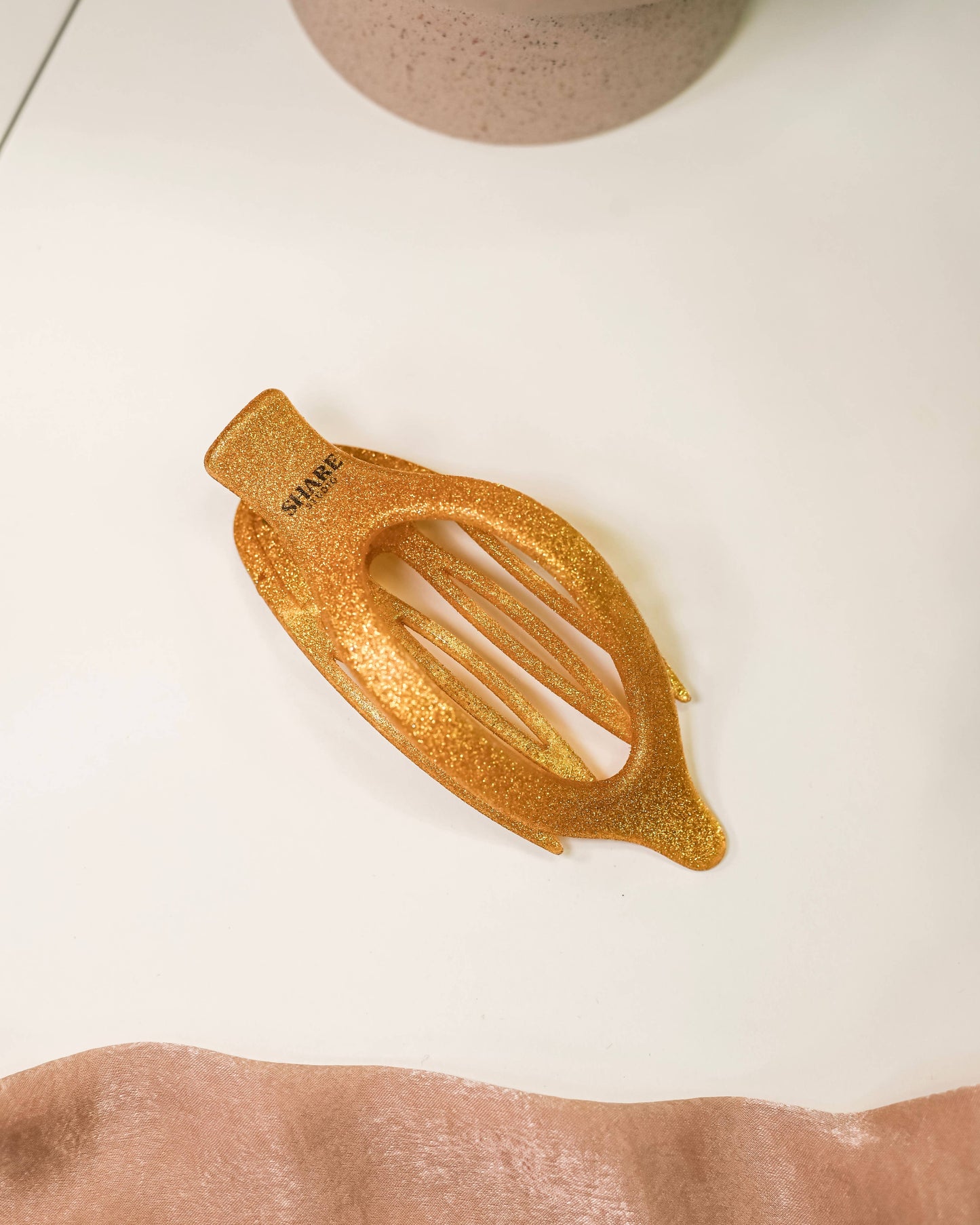 Gold Glitter Wide Lay Flat Clip