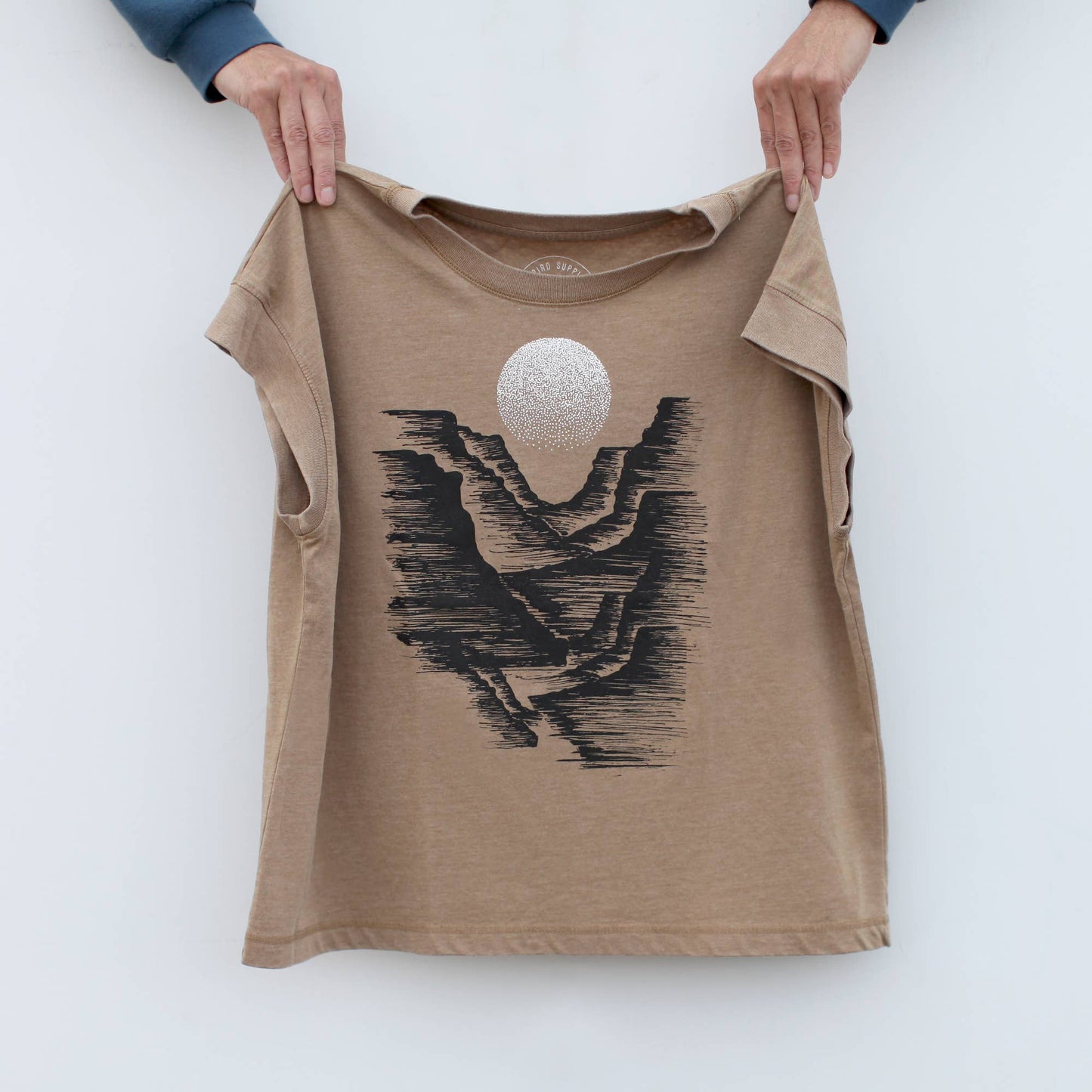 Canyonlands Desert Motif Loose Fit Boxy Tee Yoga Shirt Brown