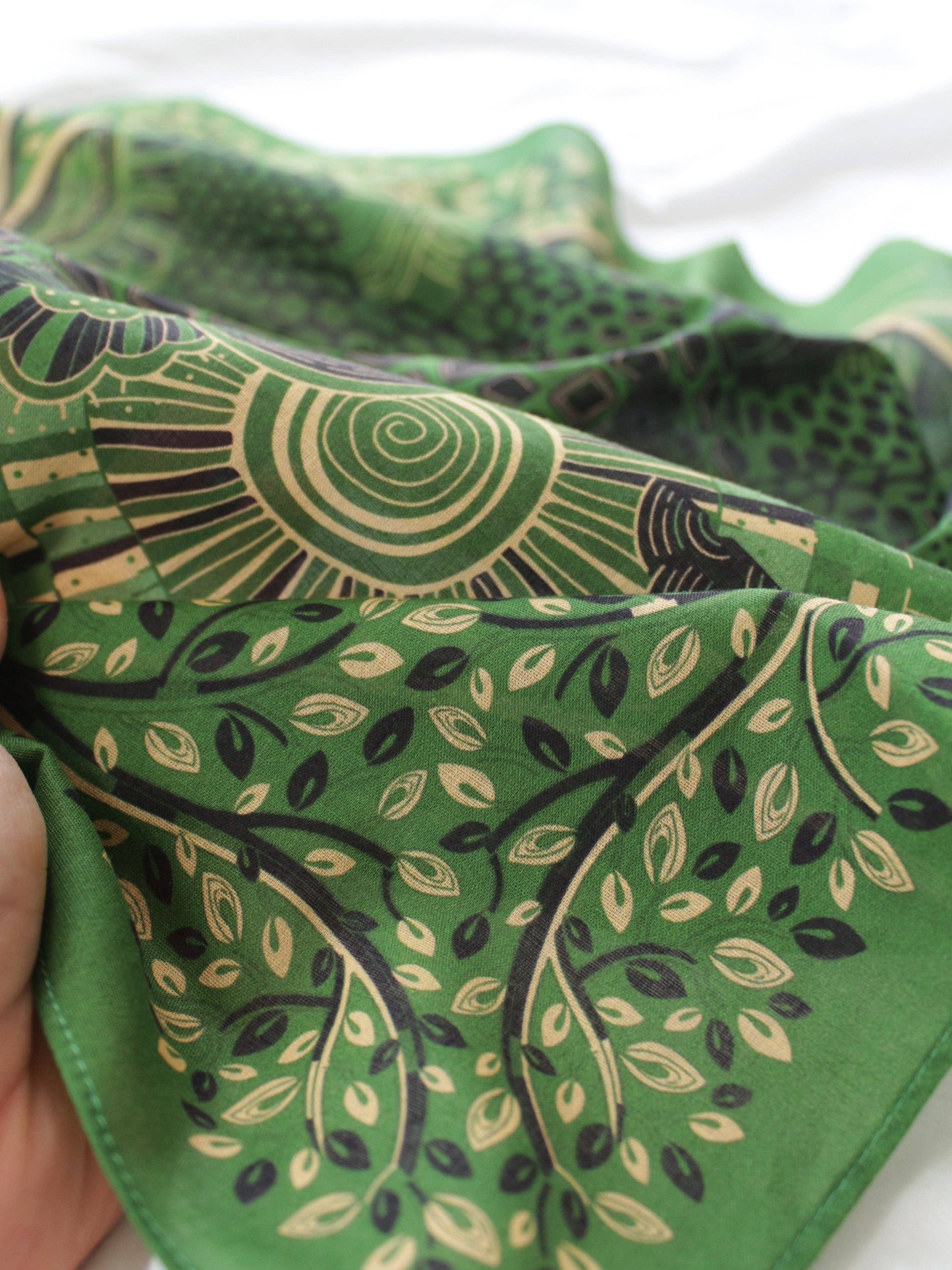 Giraffe, "Surya" in the Grassland Bandana Scarf (Olive Green)