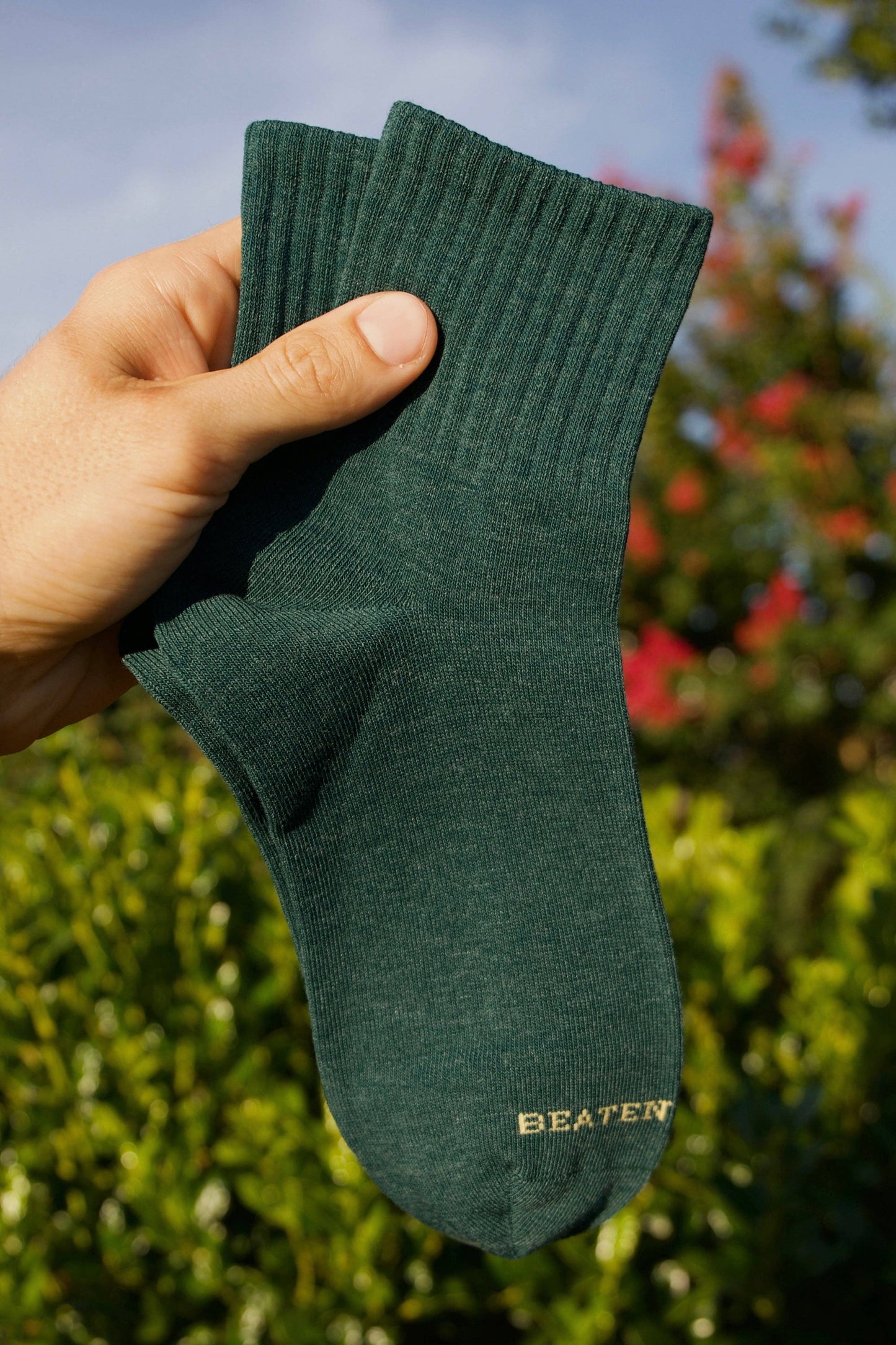 BEATEN PATH CO SEA GLASS SOCKS