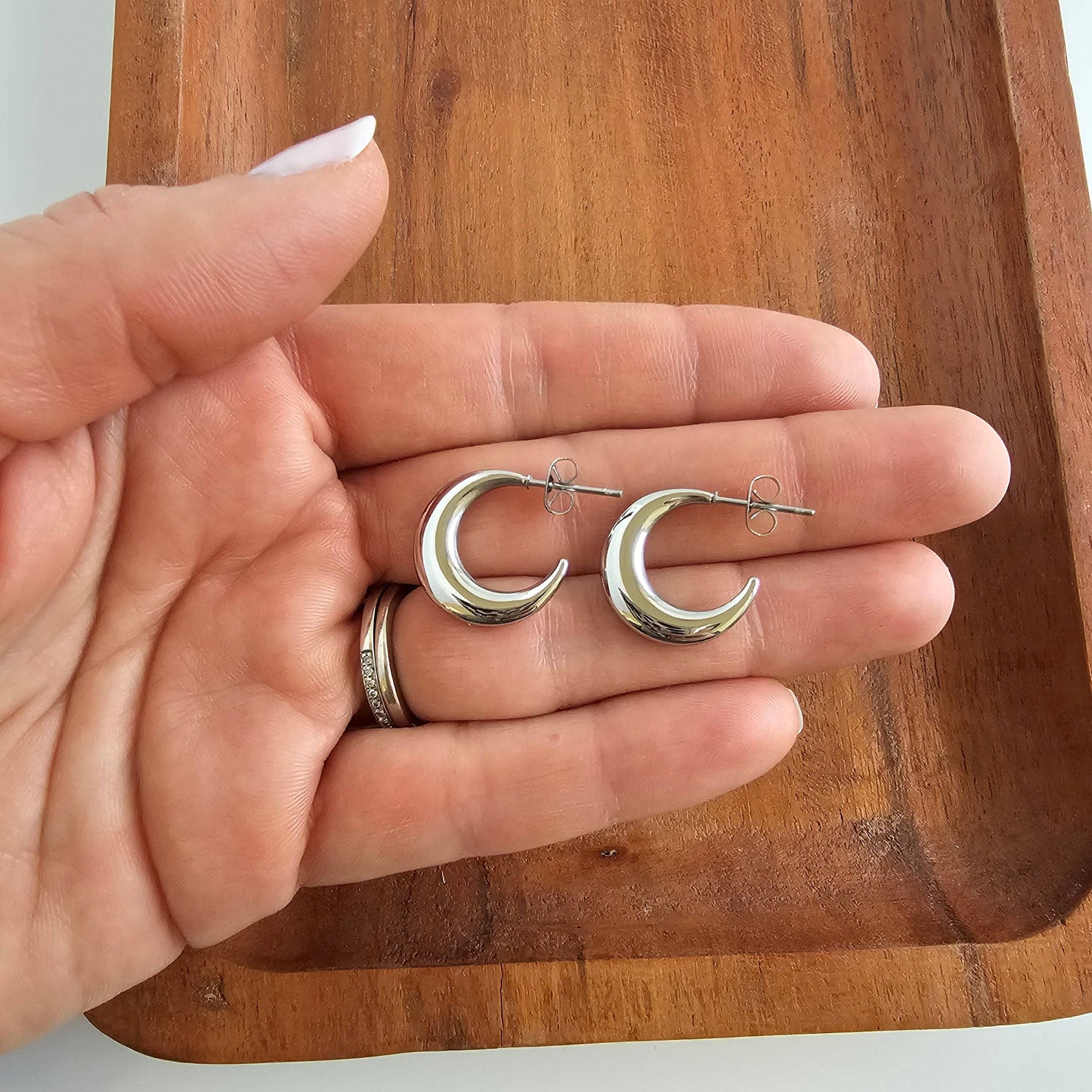 Luxe Selena Hoops - Silver // Everyday basics, Jewelry