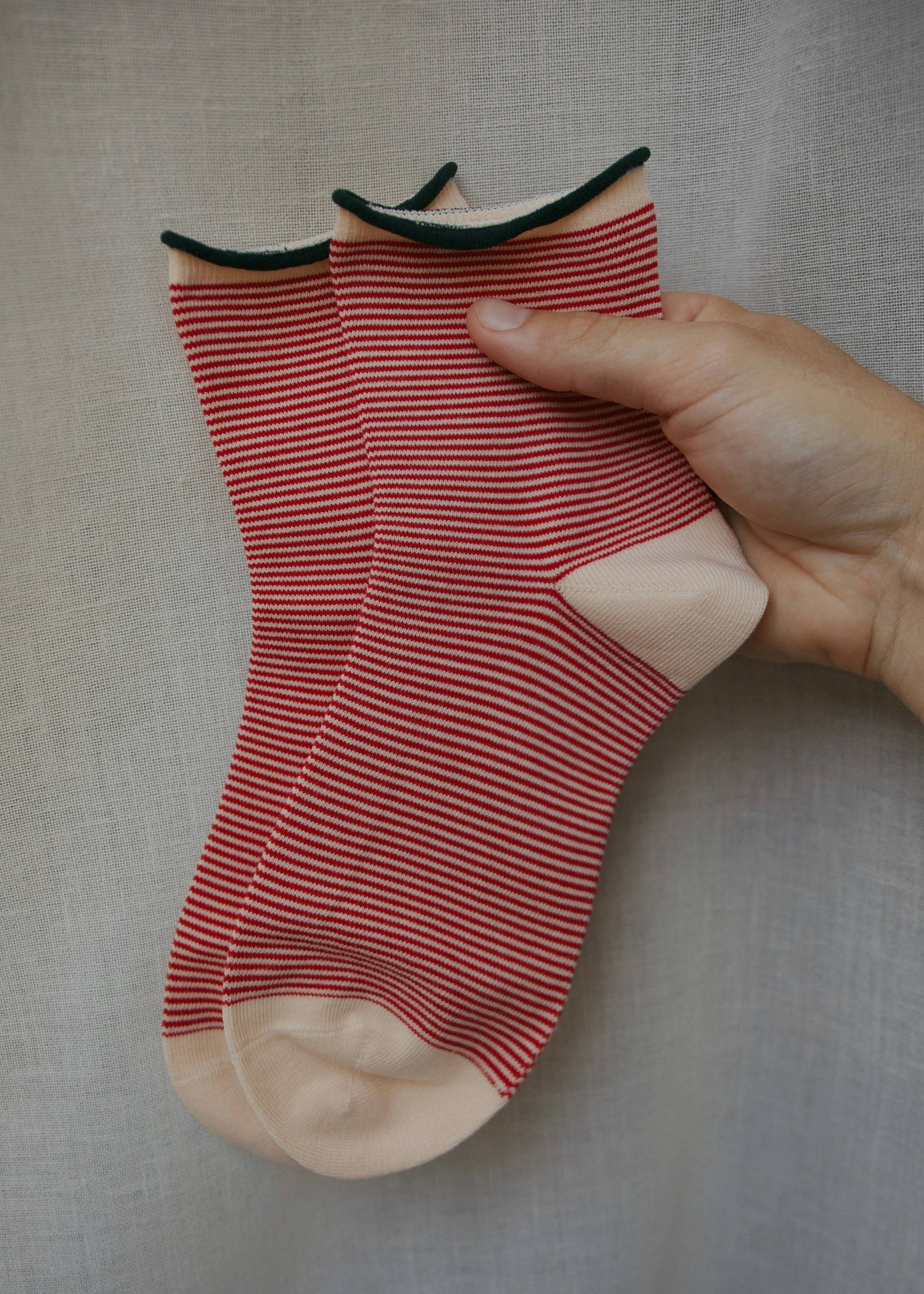 GARDEN BERRY SOCKS