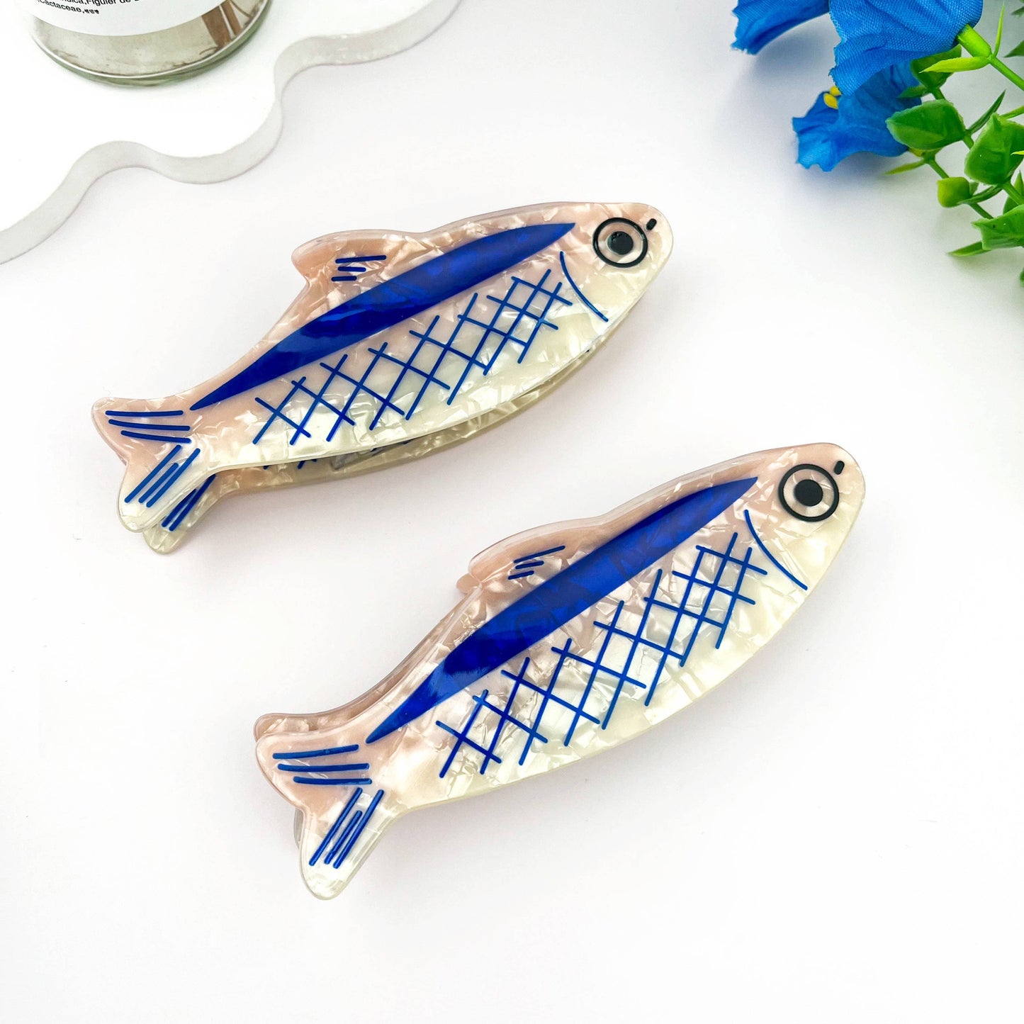 Oversized Sardine Print Acrylic Hair Claw Clip