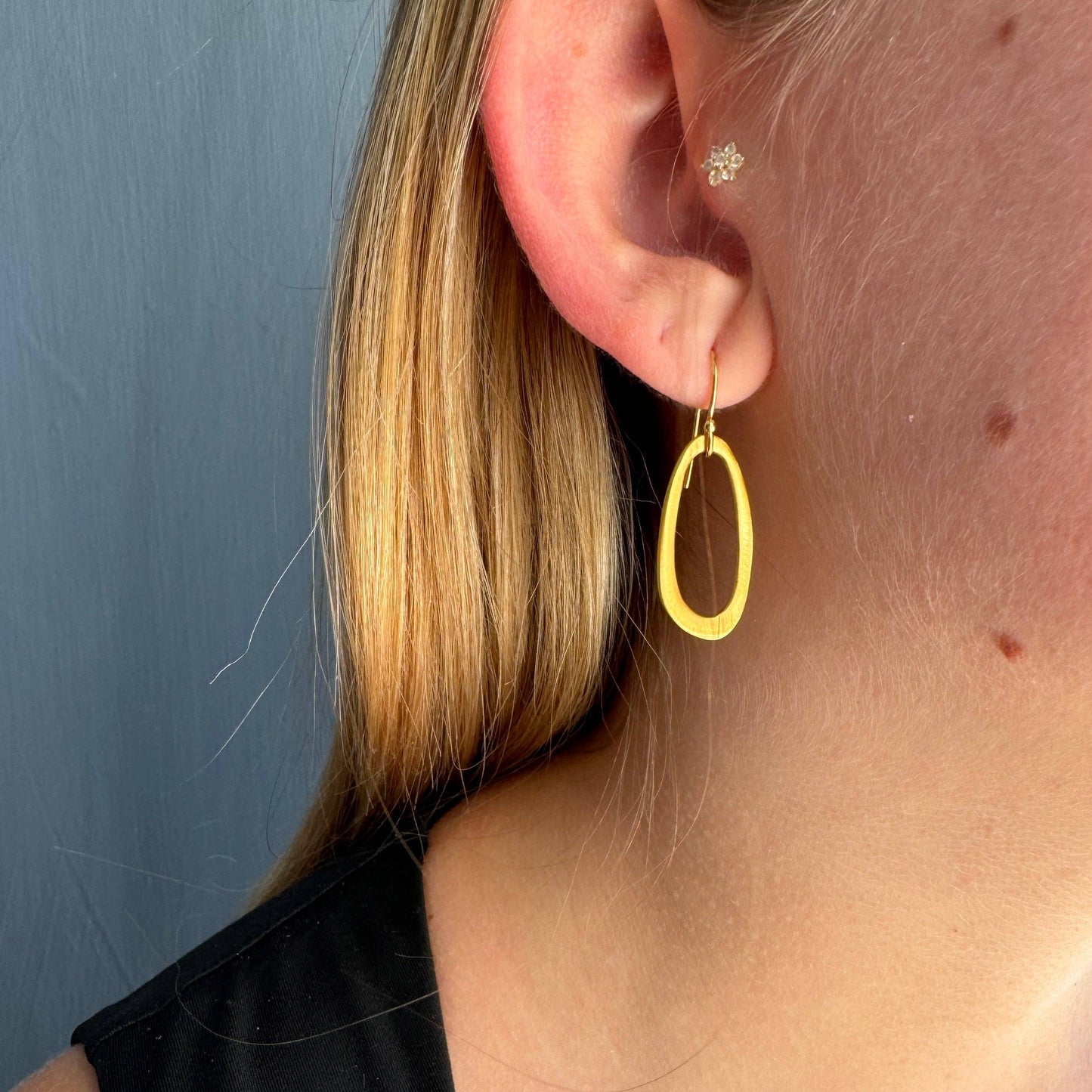 Small Oval Earrings in Silver or Vermeil