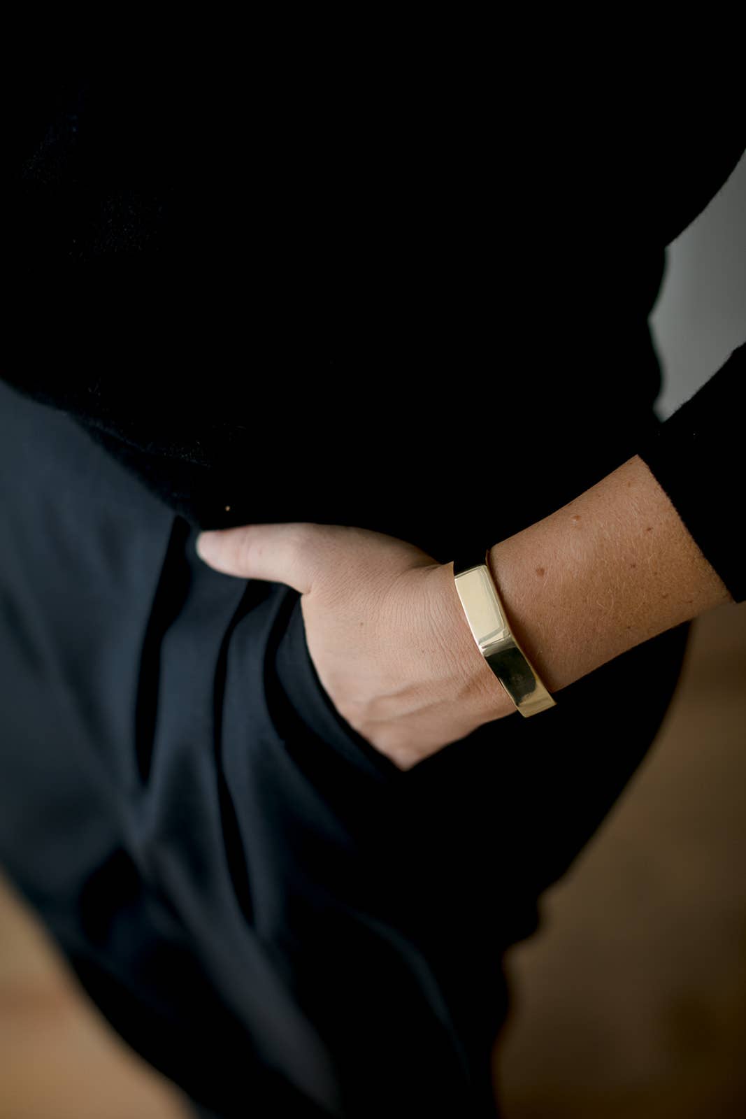 Hexagon Cuff (AA3)