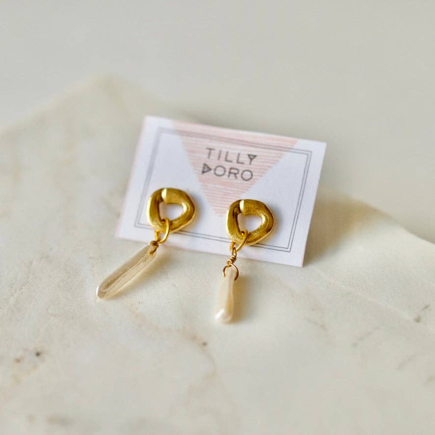 Cycles with pearl drop earrings - TD98