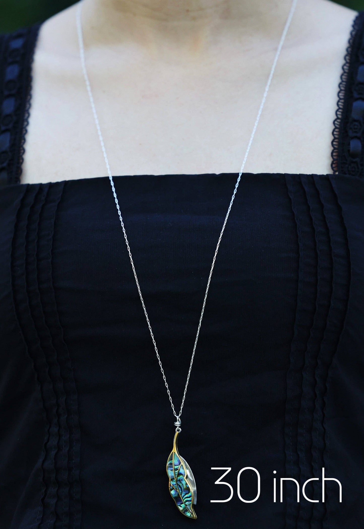 Plume Necklace